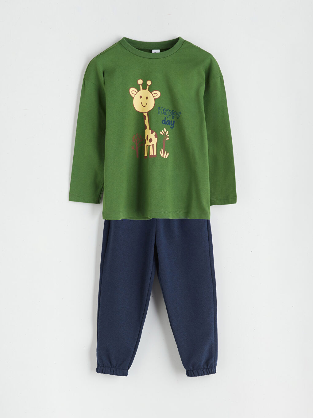 Yeşil Bisiklet Yaka Erkek Çocuk Tişört ve Eşofman Altı