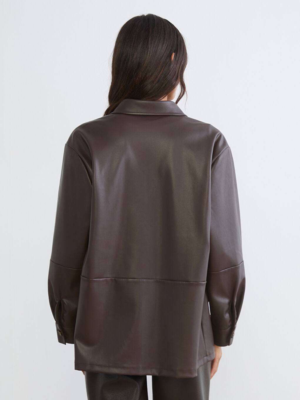 Kahverengi Kadın Deri Görünümlü Gömlek Ceket-3