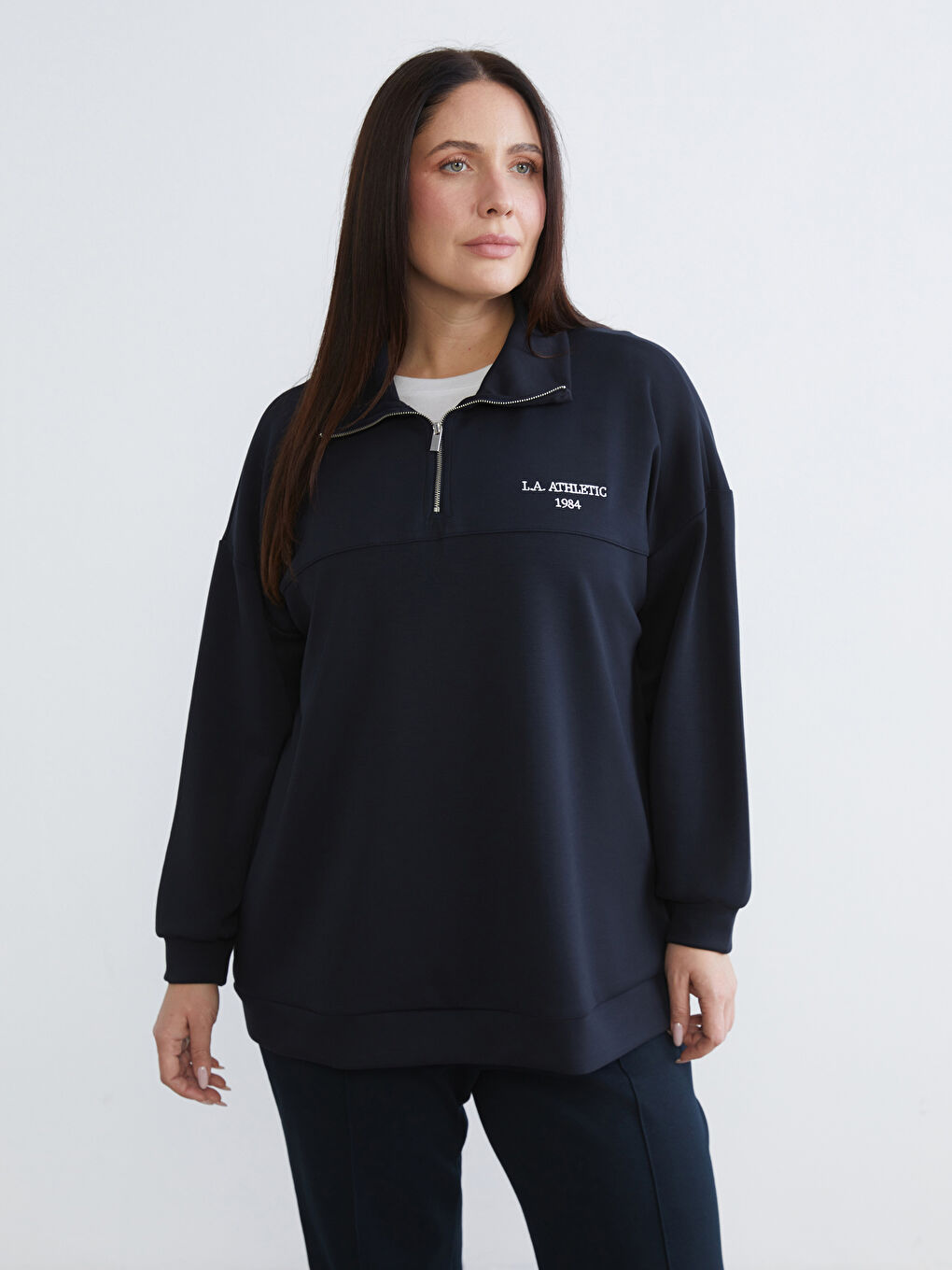 Lacivert Dik Yaka Nakışlı Oversize Kadın Sweatshirt Tunik-1