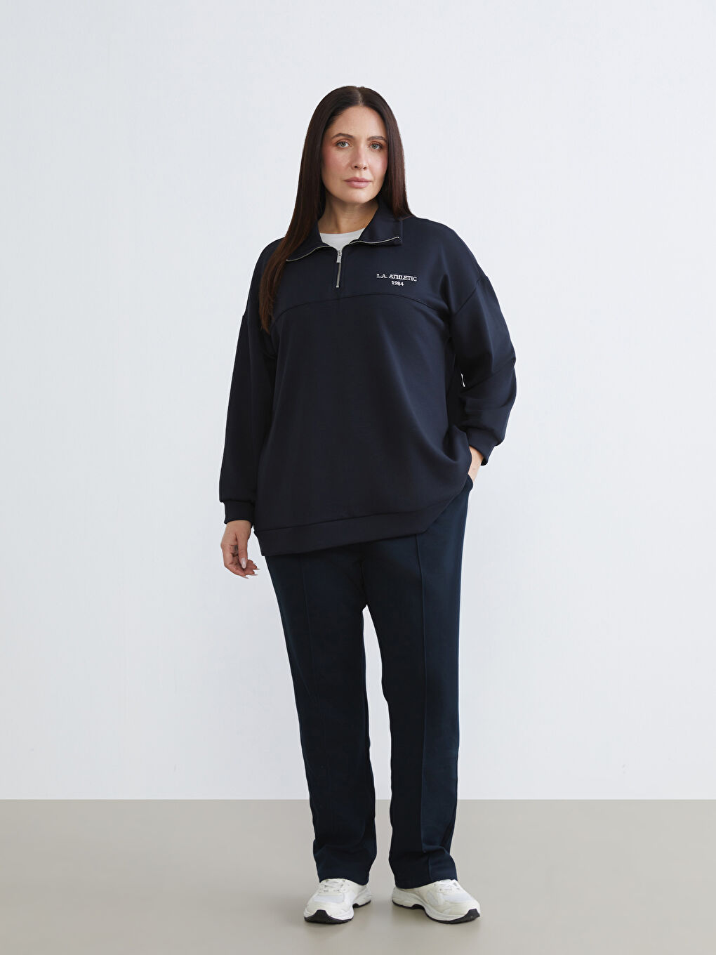 Lacivert Dik Yaka Nakışlı Oversize Kadın Sweatshirt Tunik-5