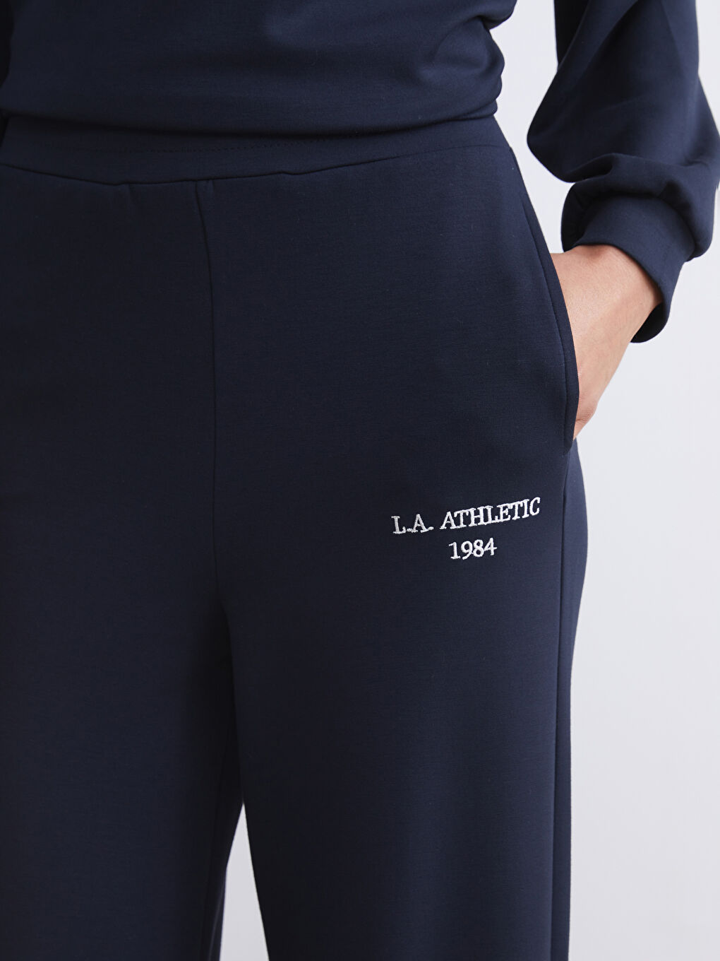 Lacivert L.A. Athletic Nakışlı Kadın Eşofman Altı-3