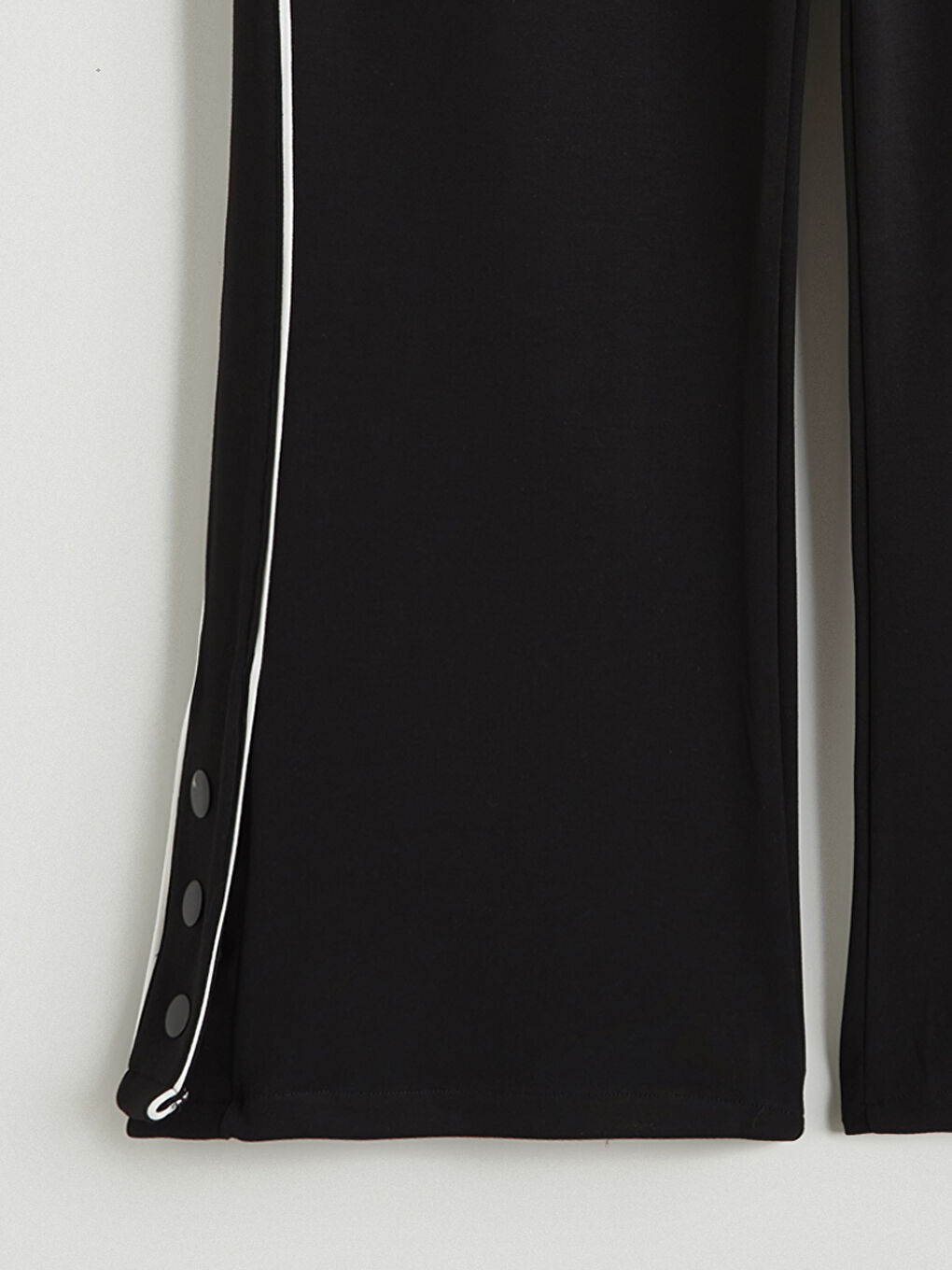 Siyah Beli Lastikli Kadın Eşofman Altı-5