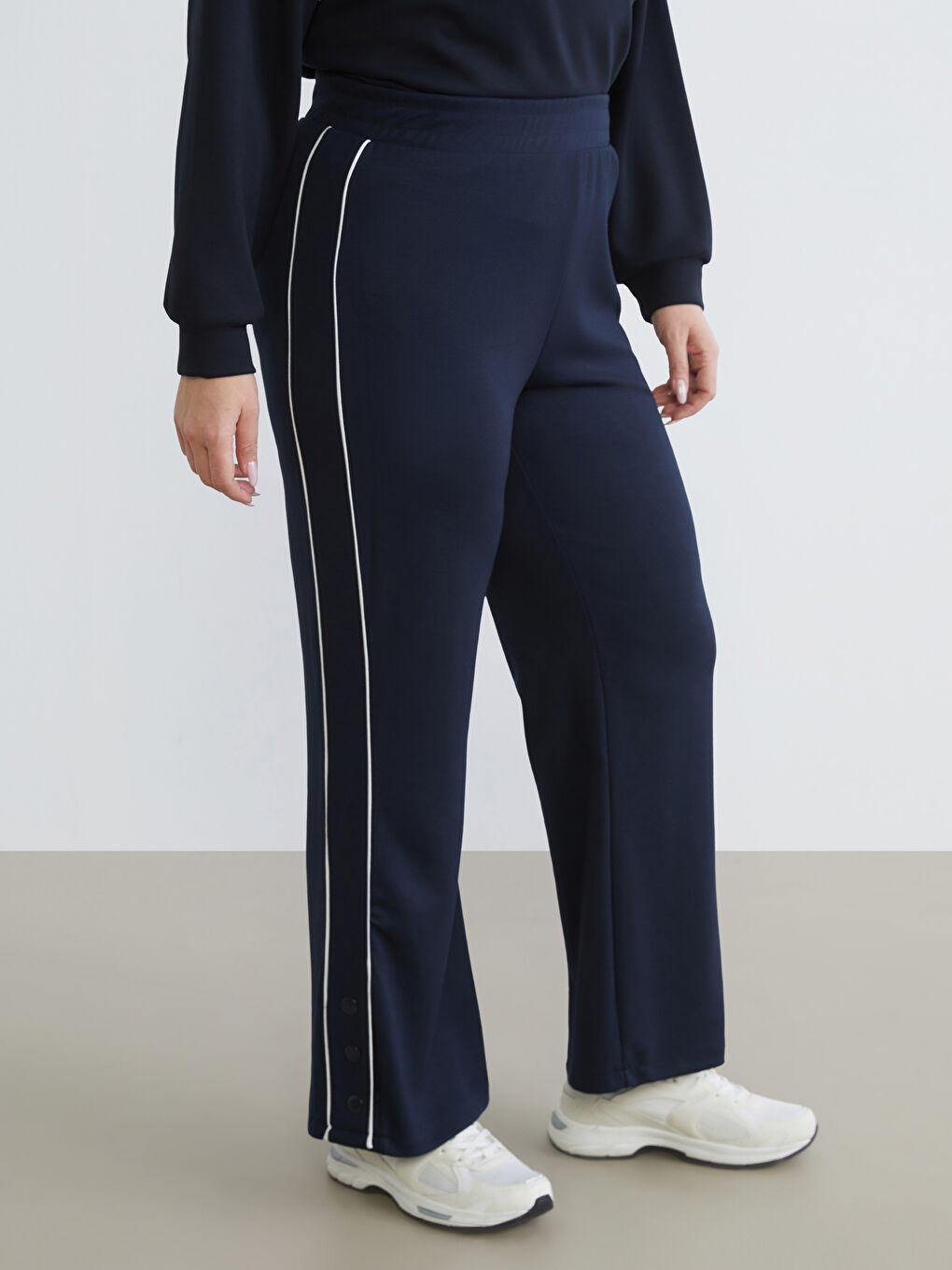 Lacivert Beli Lastikli Kadın Eşofman Altı-5