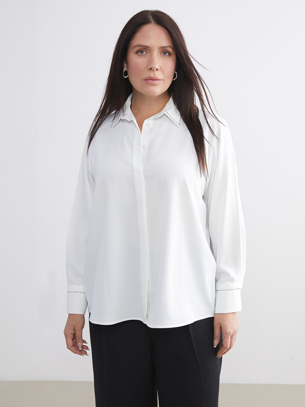 Beyaz Loose Fit Aerobin Kadın Gömlek-1