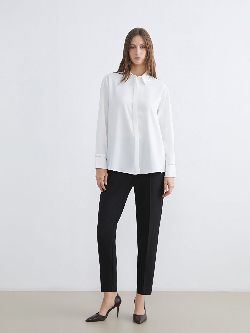 Beyaz Loose Fit Aerobin Kadın Gömlek-2