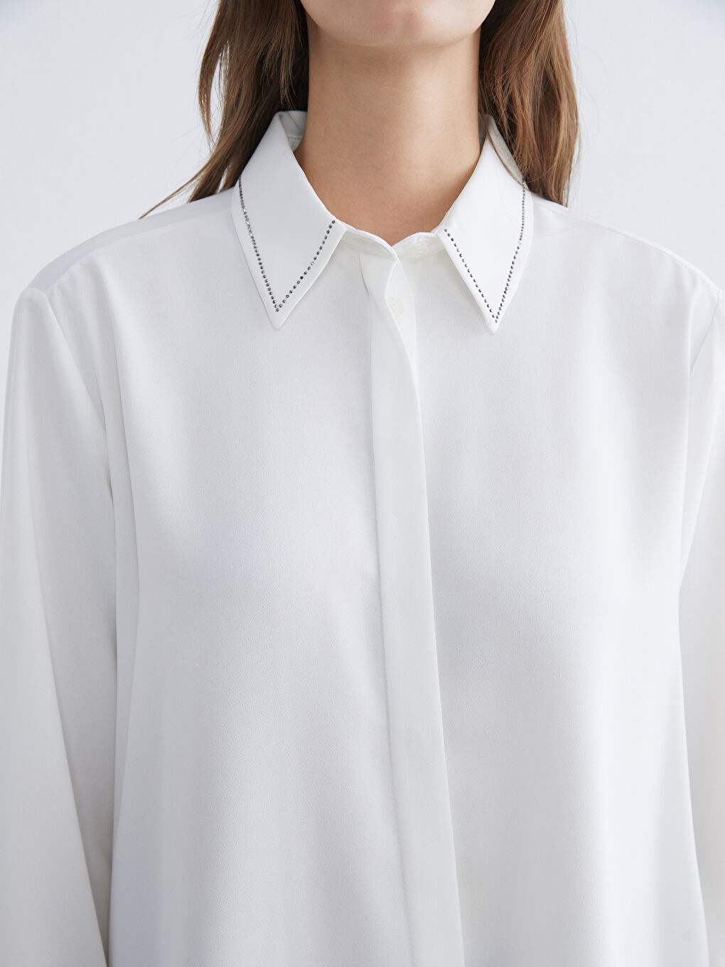 Beyaz Loose Fit Aerobin Kadın Gömlek-3