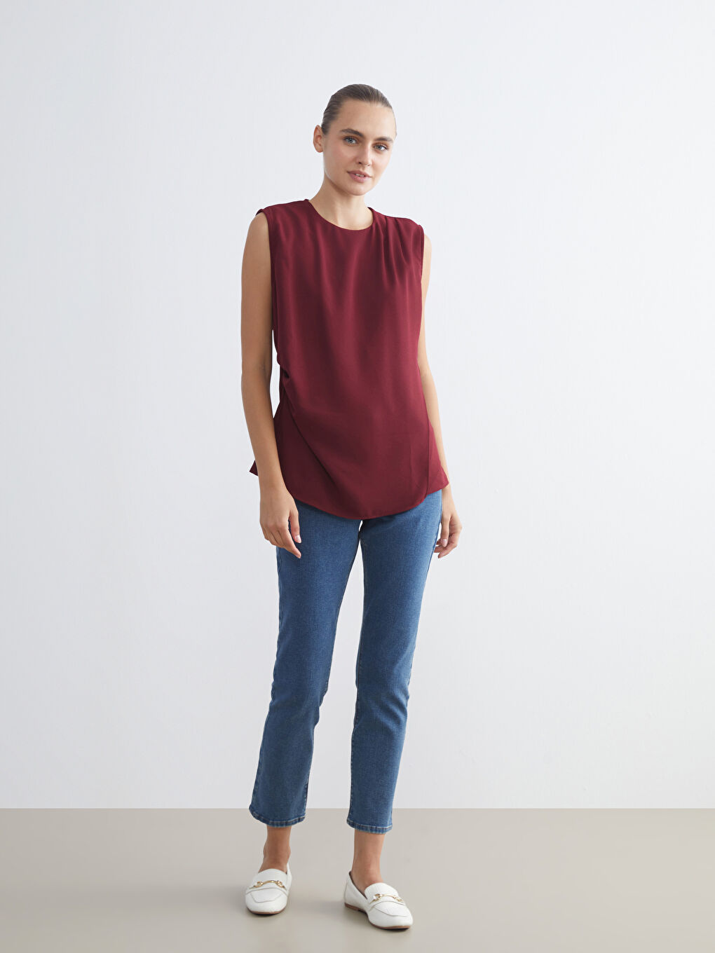 Crew Neck Gathered Blouse-1