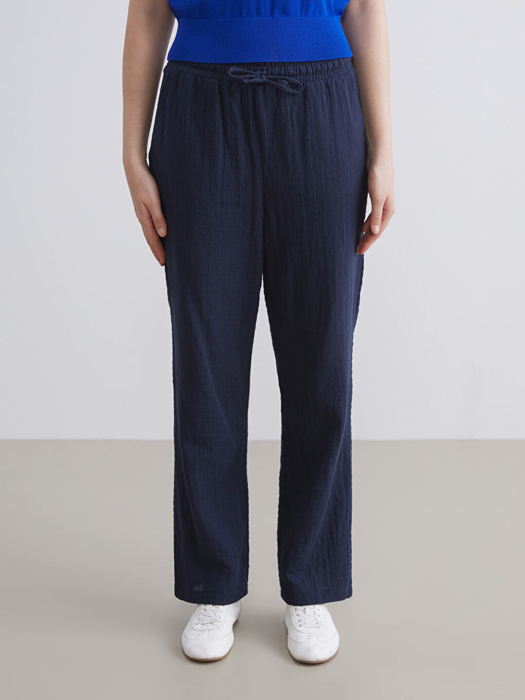 Lacivert Beli Lastikli Dokulu Kadın Pantolon-2