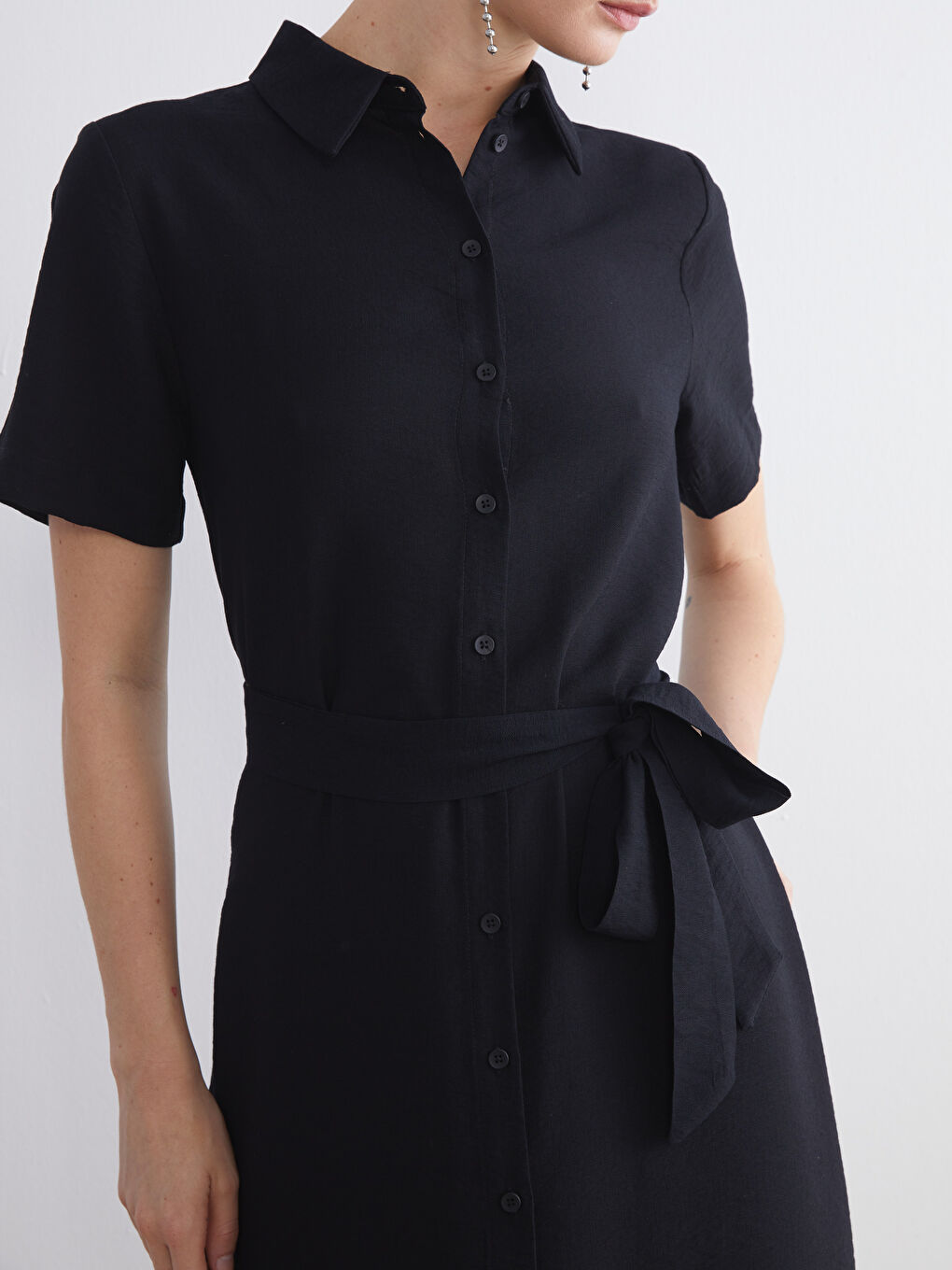 Siyah Beli Kuşaklı Gömlek Elbise-3