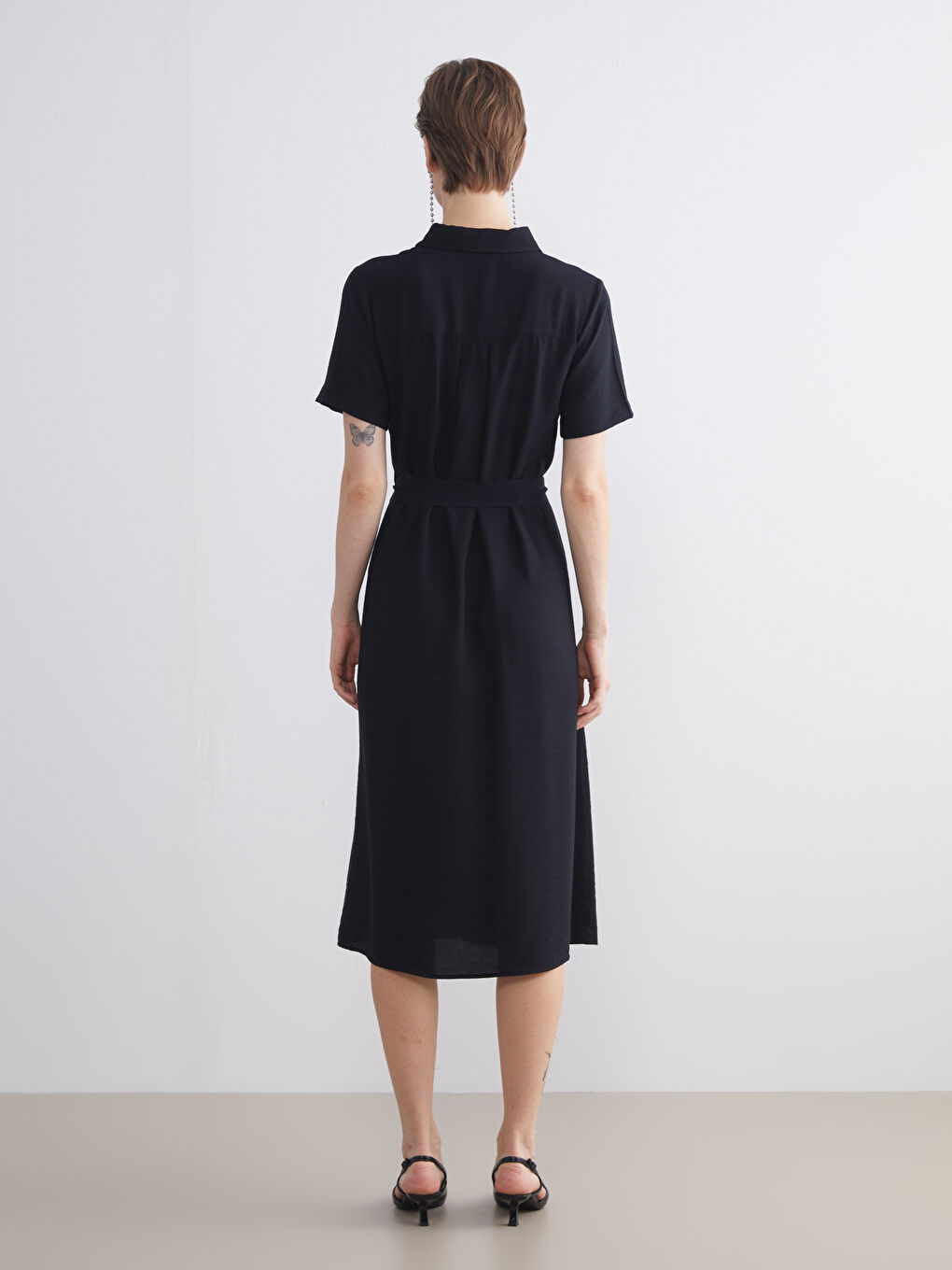 Siyah Beli Kuşaklı Gömlek Elbise-4