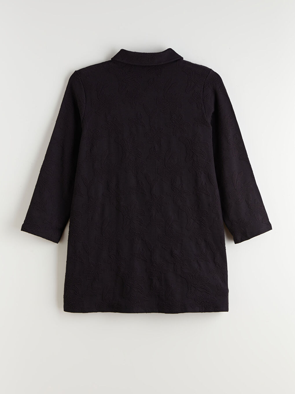 Siyah Gömlek Yaka Desenli Kadın Hırka-5