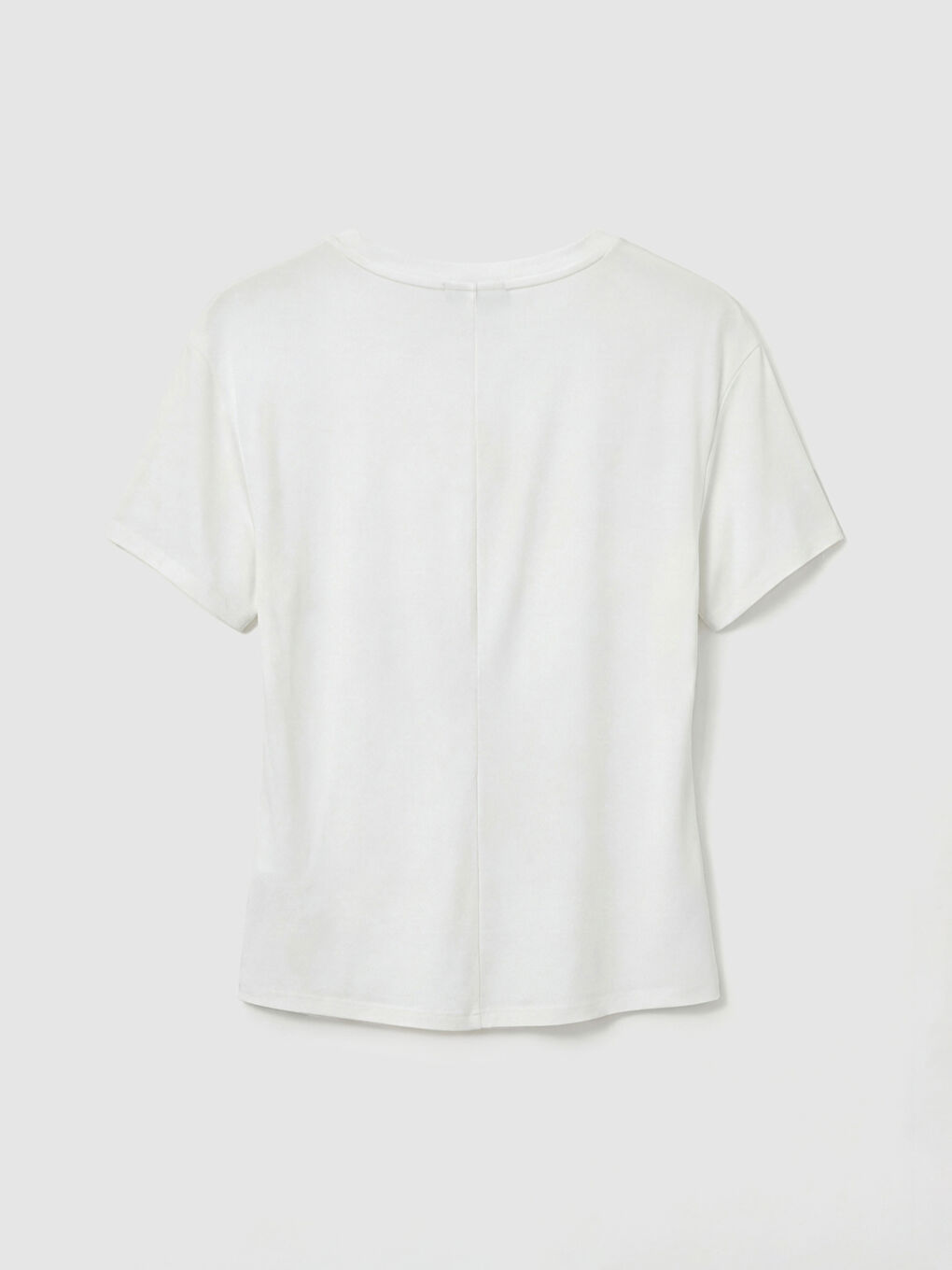 تيشيرت برقبة دائرية للسيدات-1