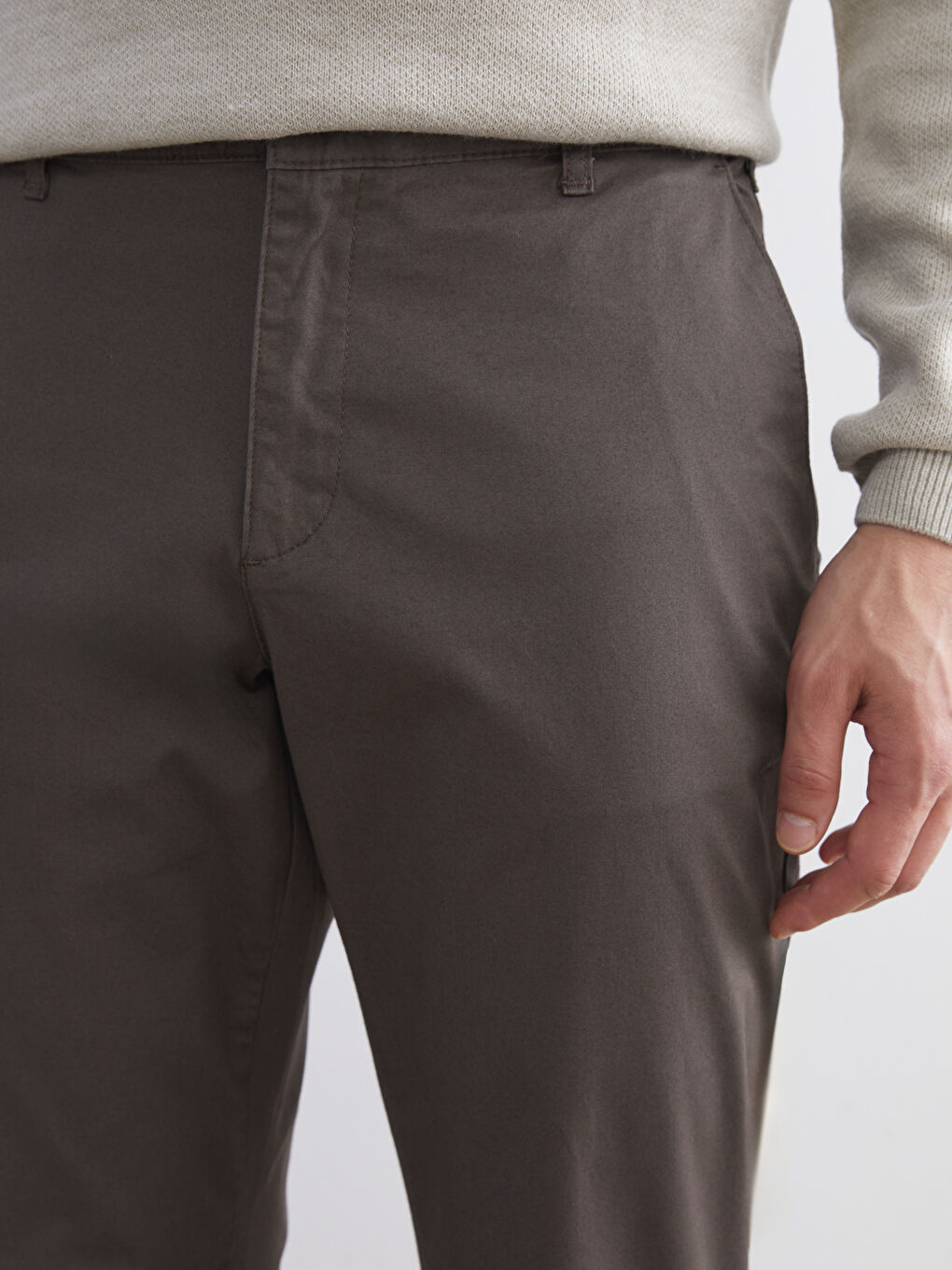 Kahverengi Dar Kalıp Erkek Chino Pantolon-2