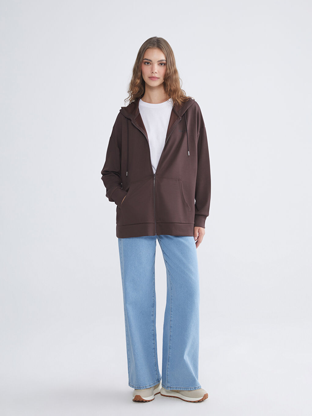 Kahverengi Kapüşonlu Oversize Kadın Fermuarlı Sweatshirt-1
