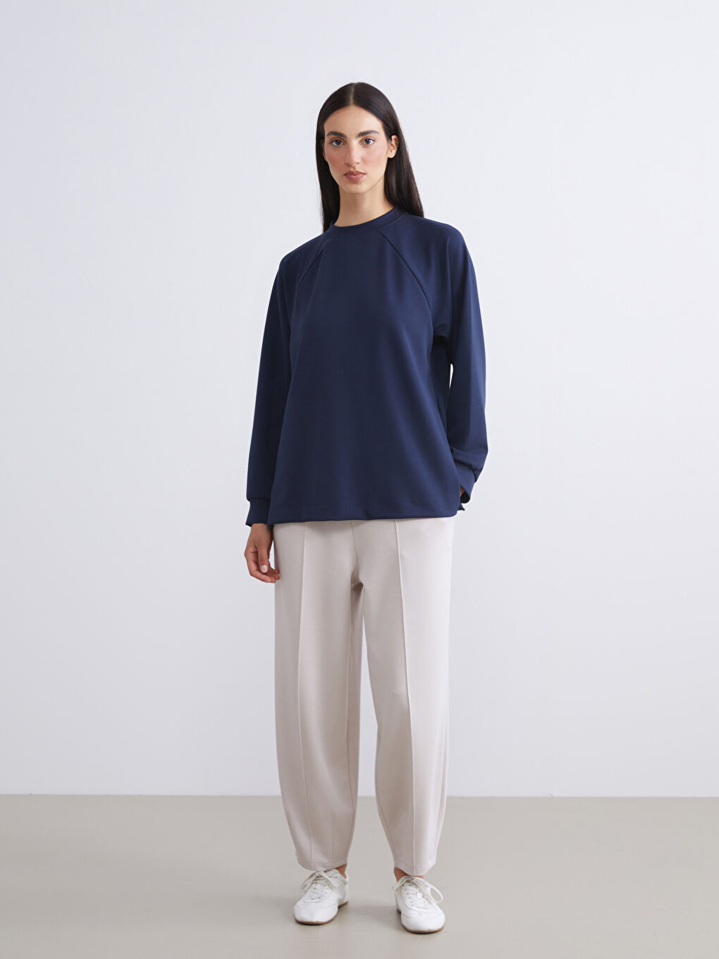 Women's Sweatpants with Elastic Waist