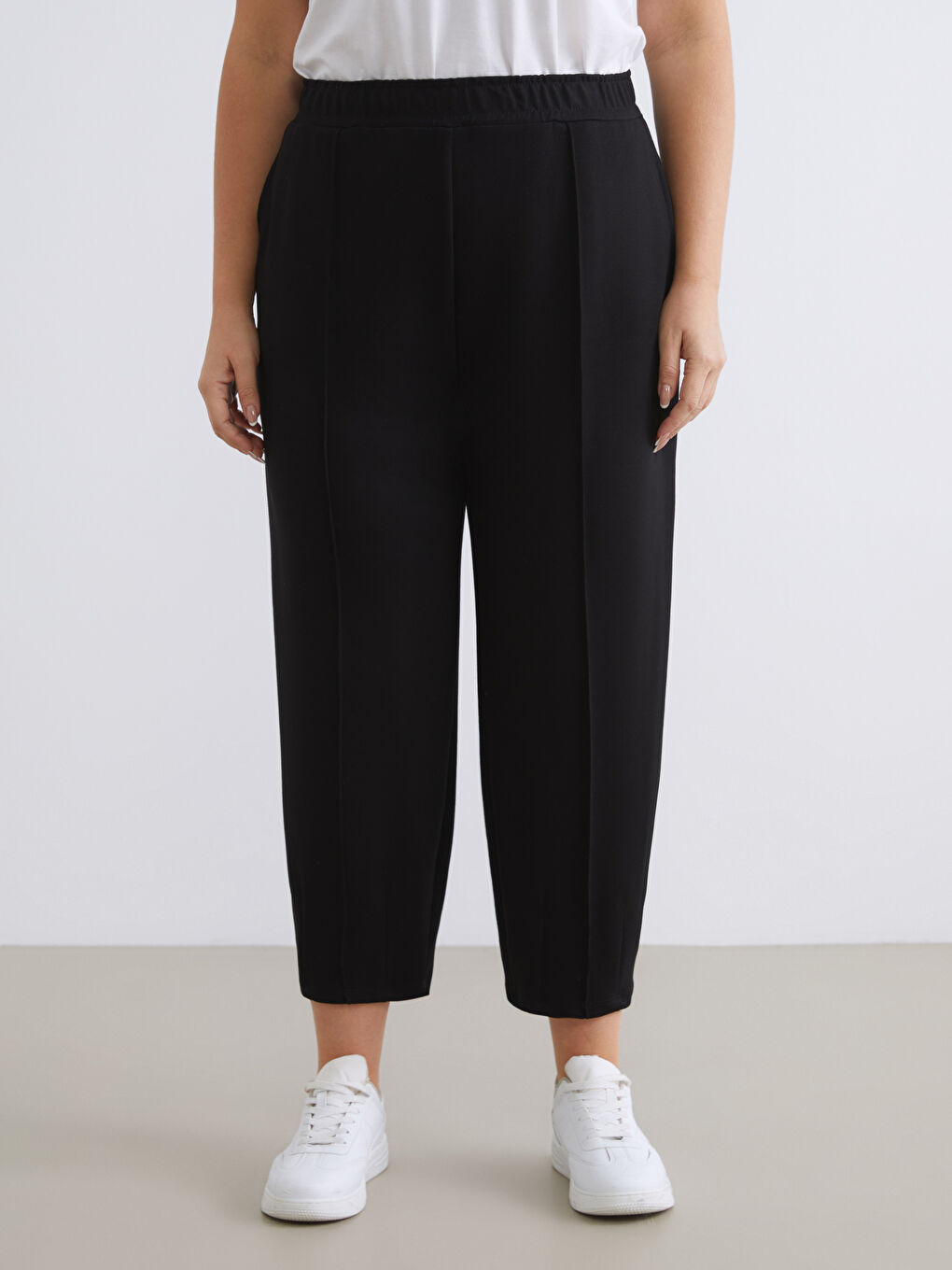 Women's Sweatpants with Elastic Waist-5