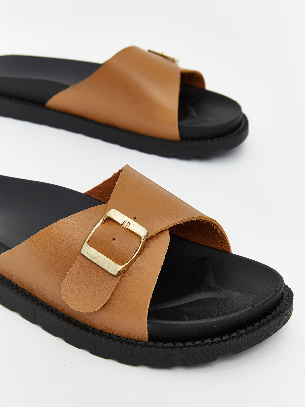 Buckle Detailed Single Strap Women's Slippers-2