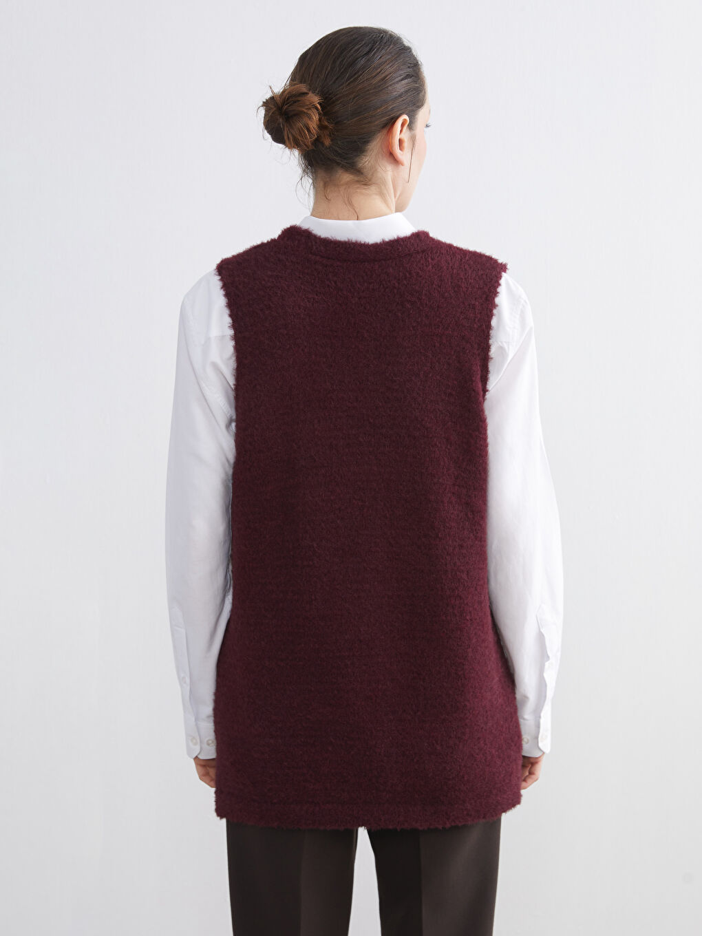 Mürdüm Büyük Beden V Yaka Kadın Pelüş Yelek-3