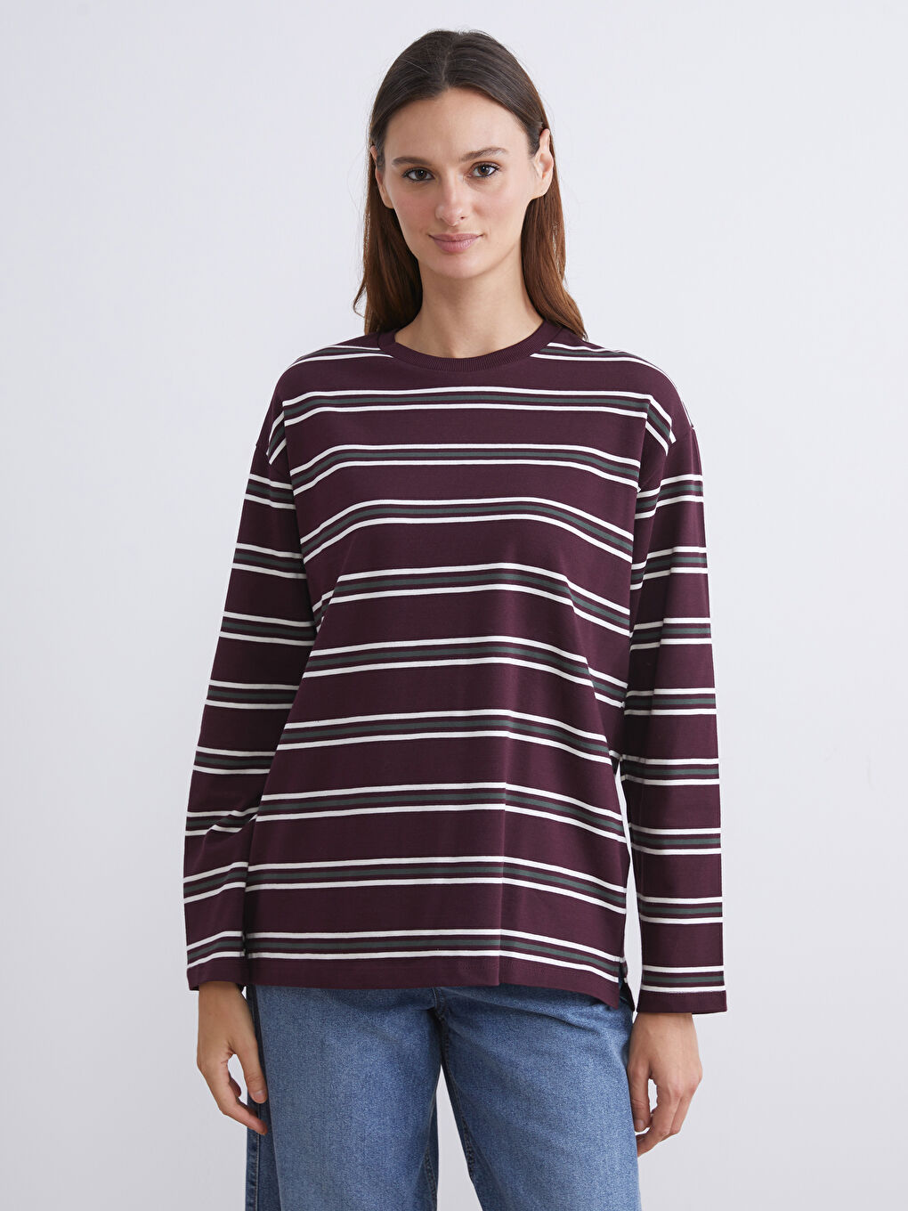 Karışık Bisiklet Yaka Çizgili Oversize Kadın Tişört-1