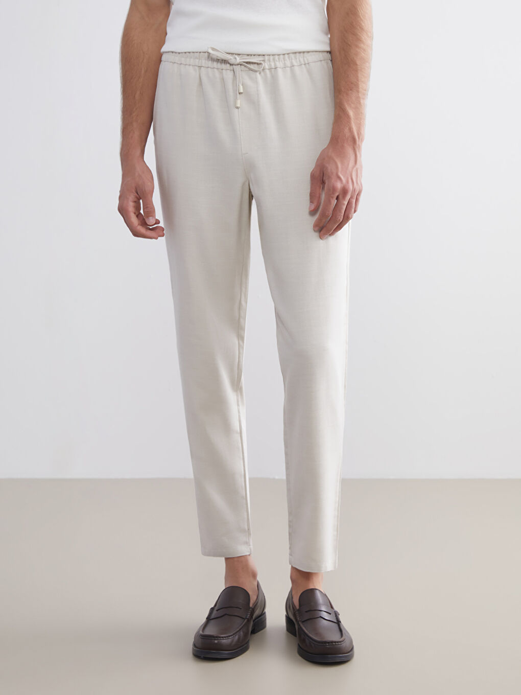 Bej Standart Kalıp Keten Görünümlü Erkek Pantolon-1