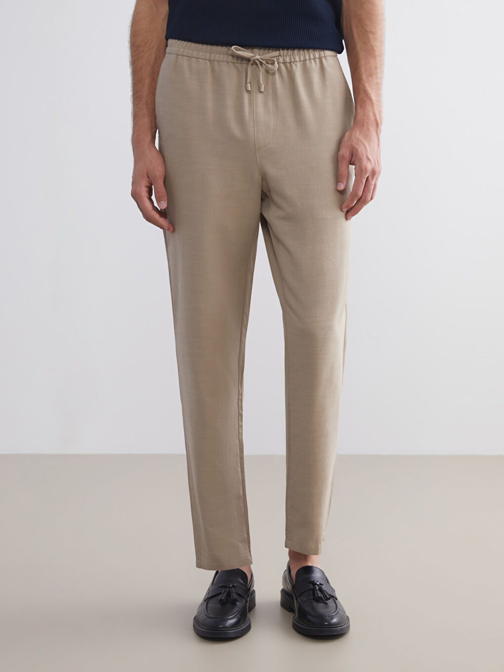 Bej Standart Kalıp Keten Görünümlü Erkek Pantolon-1
