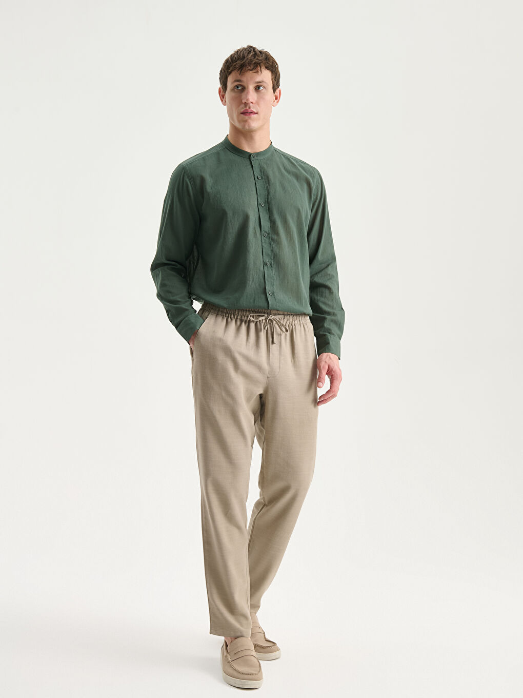 Yeşil Standart Kalıp Keten Görünümlü Erkek Pantolon