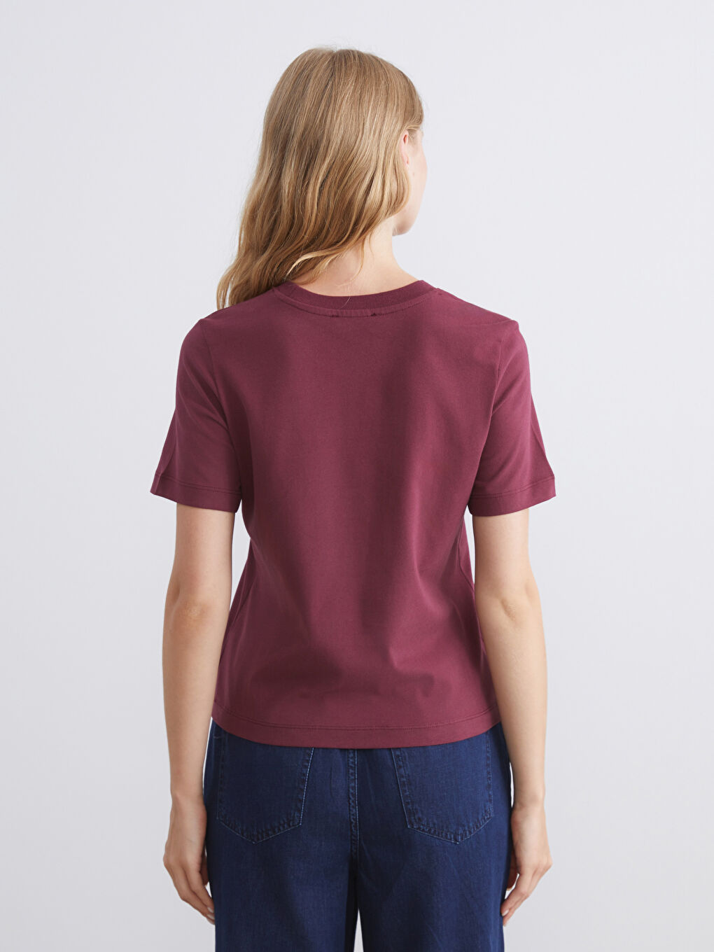 Bordo Bisiklet Yaka Kadın Tişört-3