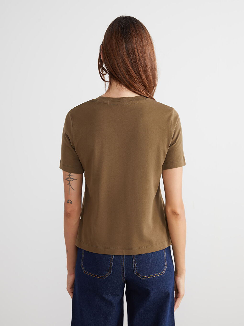 Haki Bisiklet Yaka Kadın Tişört-3