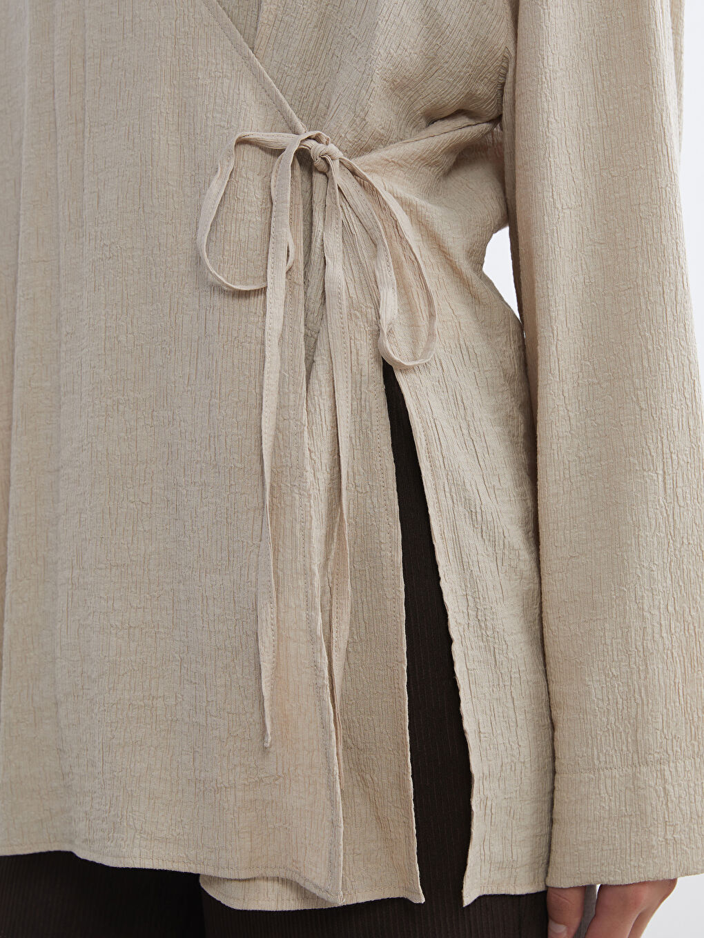 Bej Kruvaze Yaka Dokulu Kadın Kimono-4