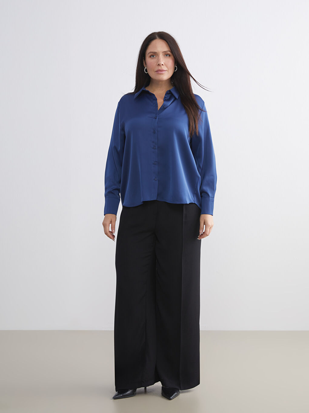 Lacivert Saten Kadın Gömlek-5