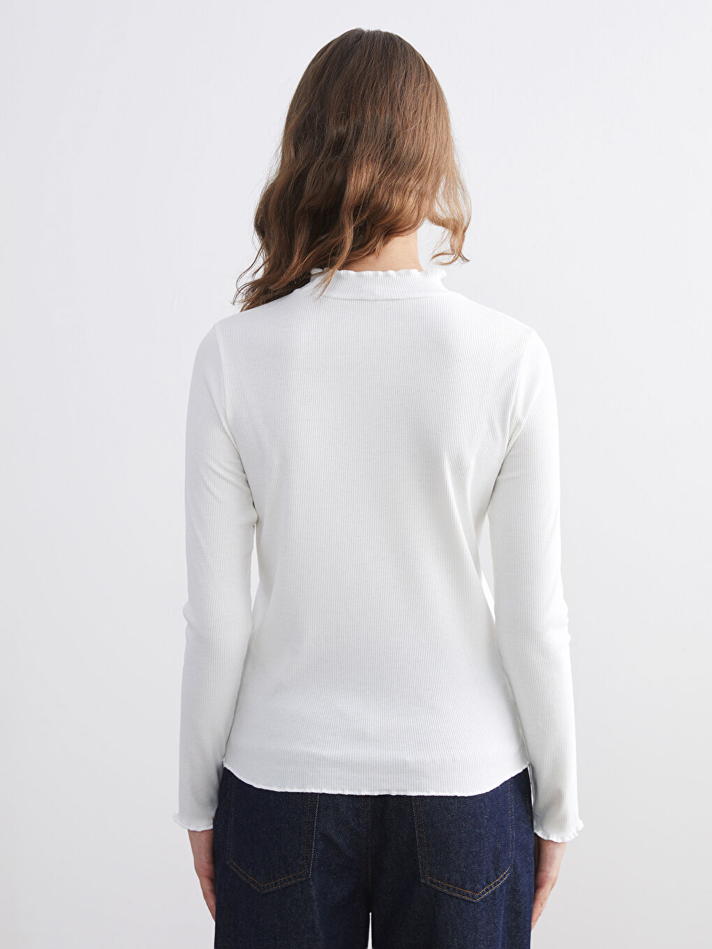 Ekru Fırfırlı Dik Yaka Kadın Body-3