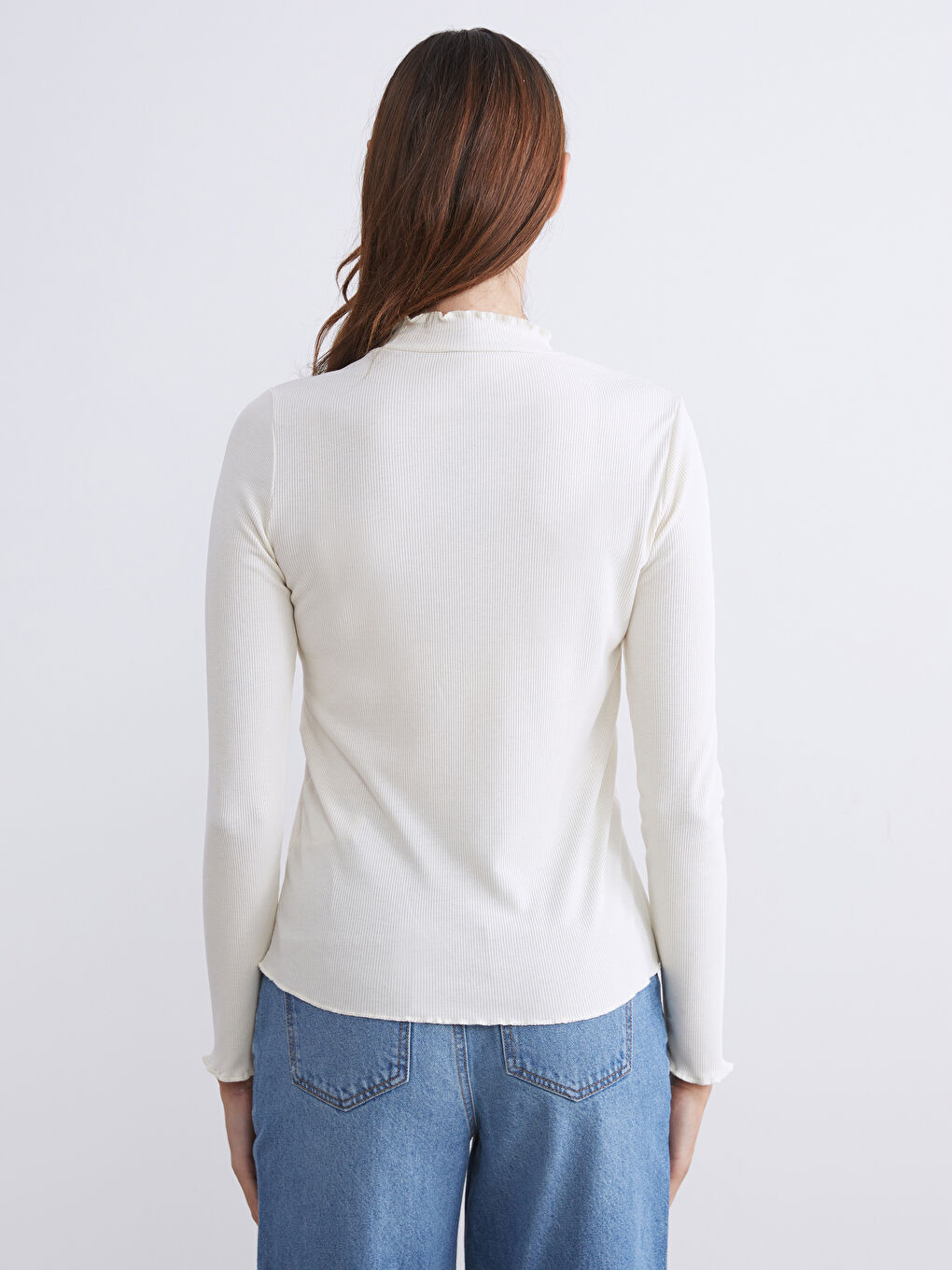 Ekru Fırfırlı Dik Yaka Kadın Body-4