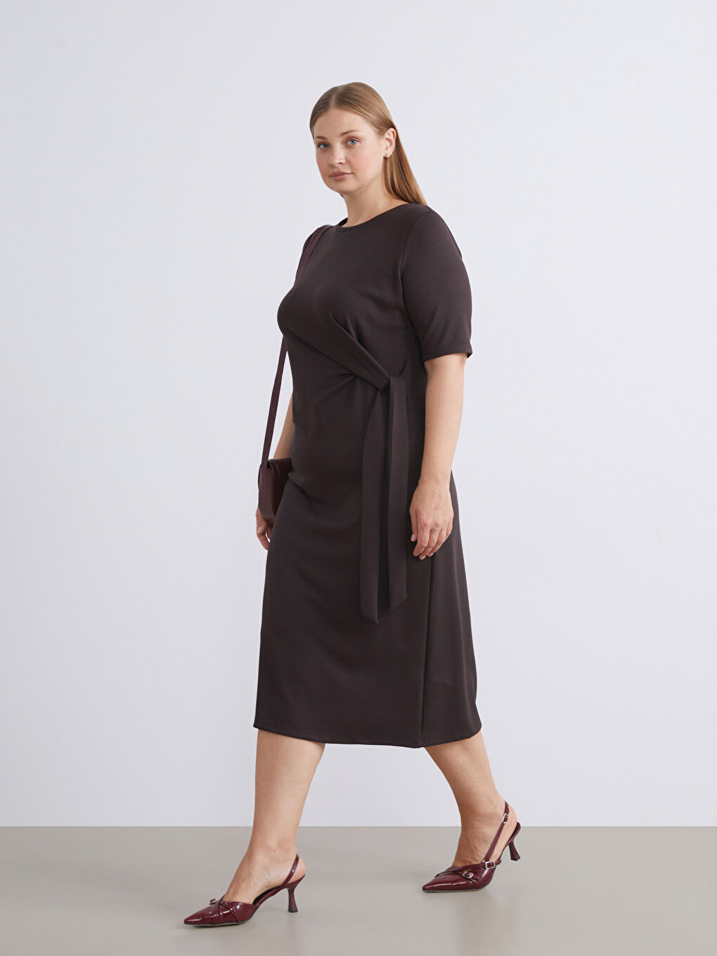 Kahverengi Bisiklet Yaka Büzgülü Elbise-1