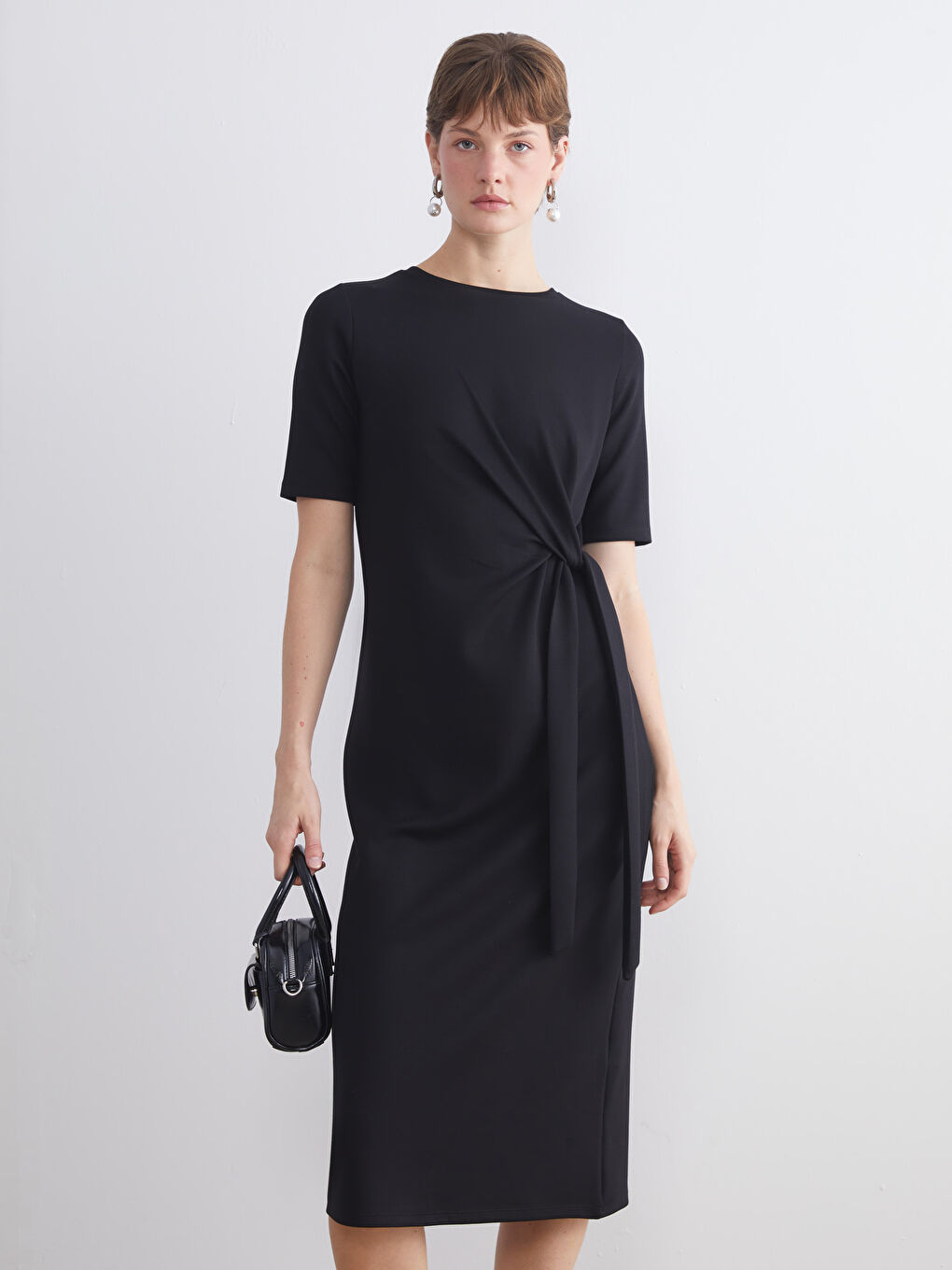 Siyah Bisiklet Yaka Büzgülü Elbise-2