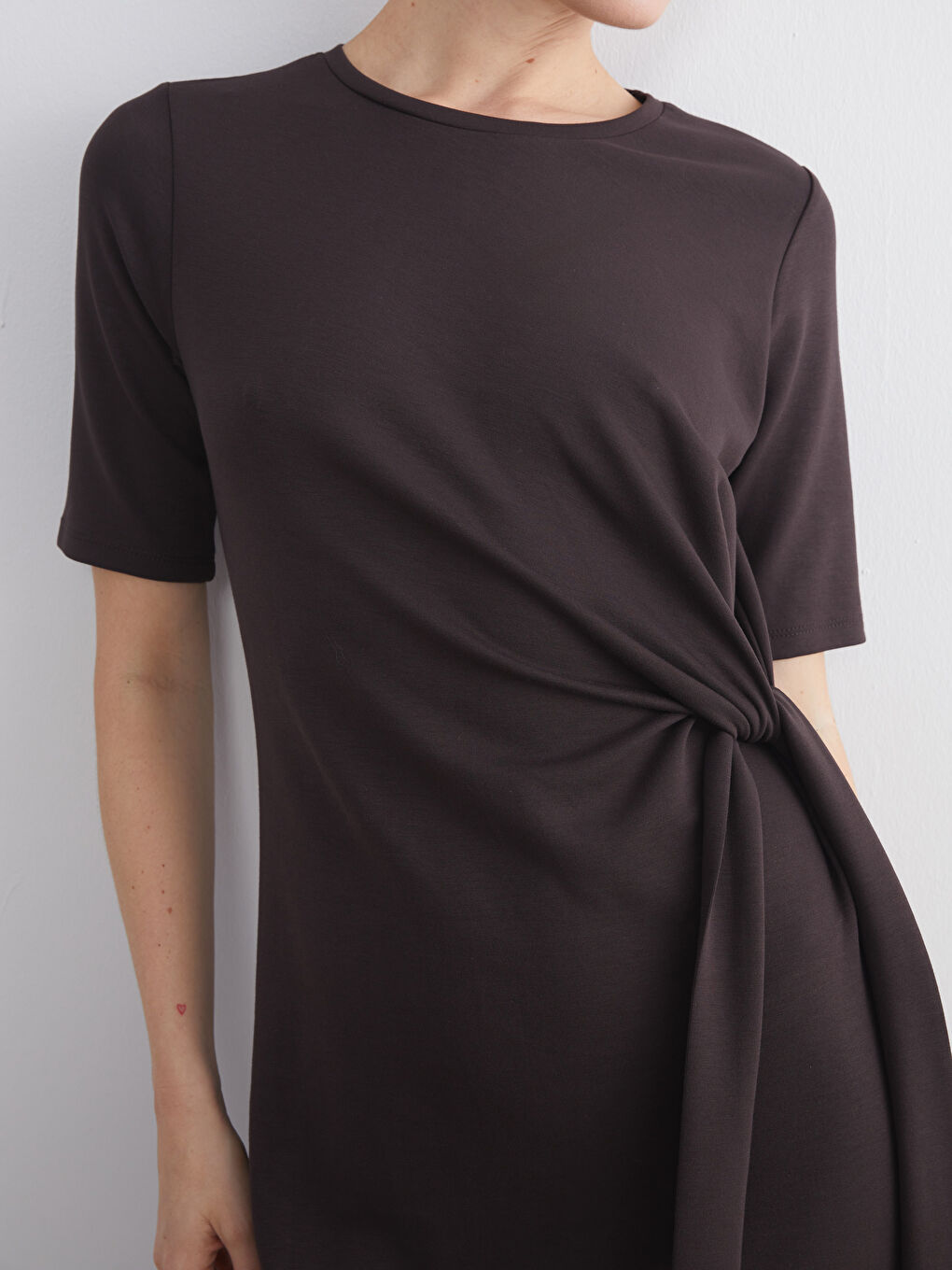 Kahverengi Bisiklet Yaka Büzgülü Elbise-3