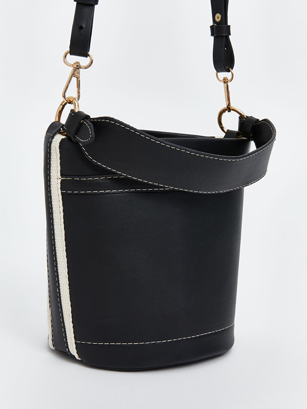 Siyah Deri Görünümlü Kadın Omuz Çantası-2