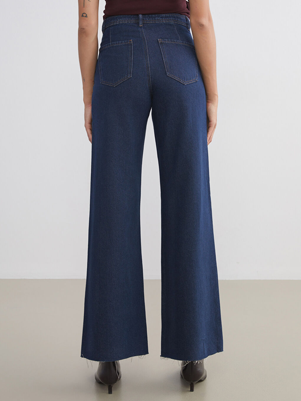 Женские широкие джинсы-3