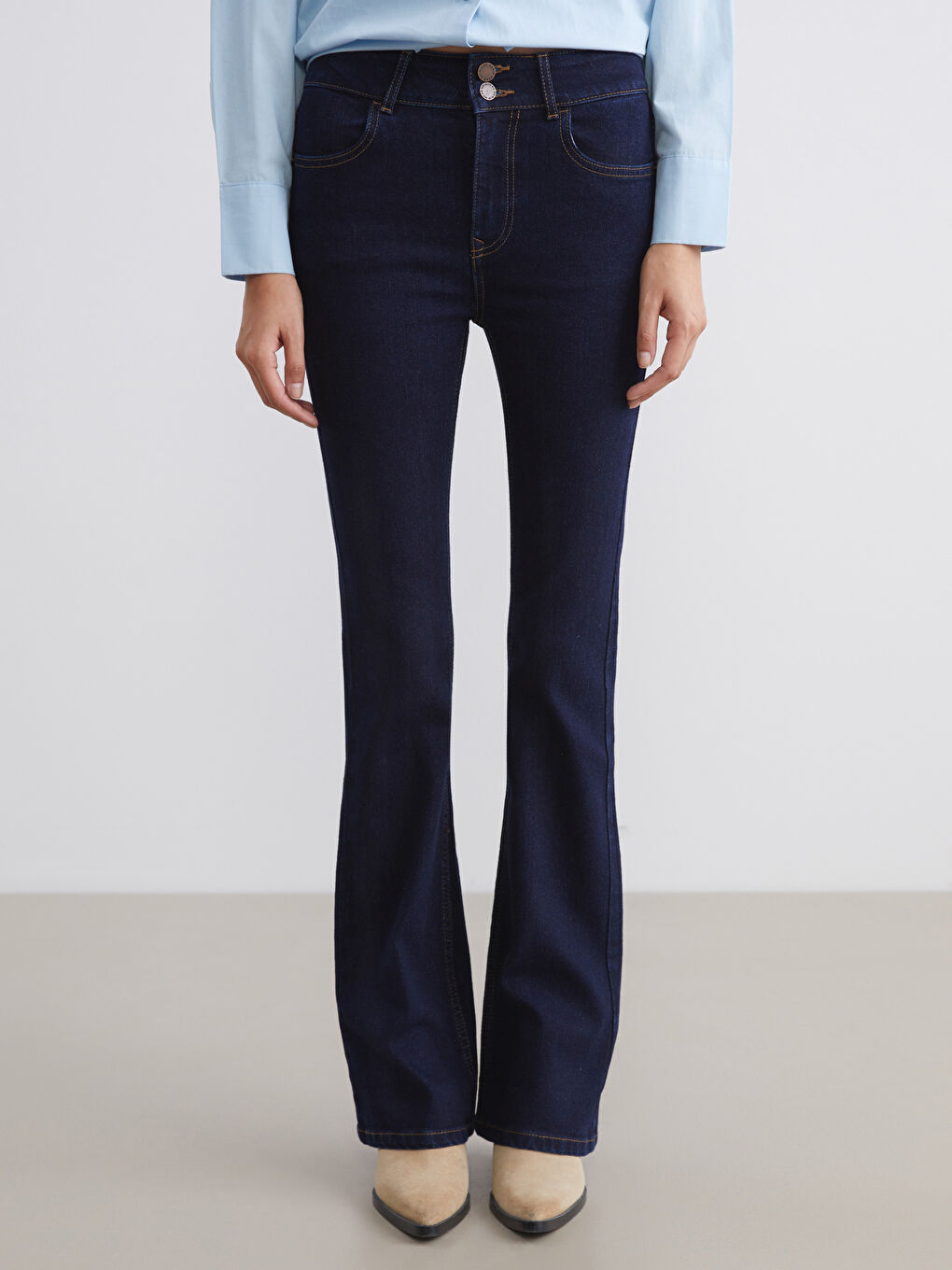 Клёш Женские Джинсы-1