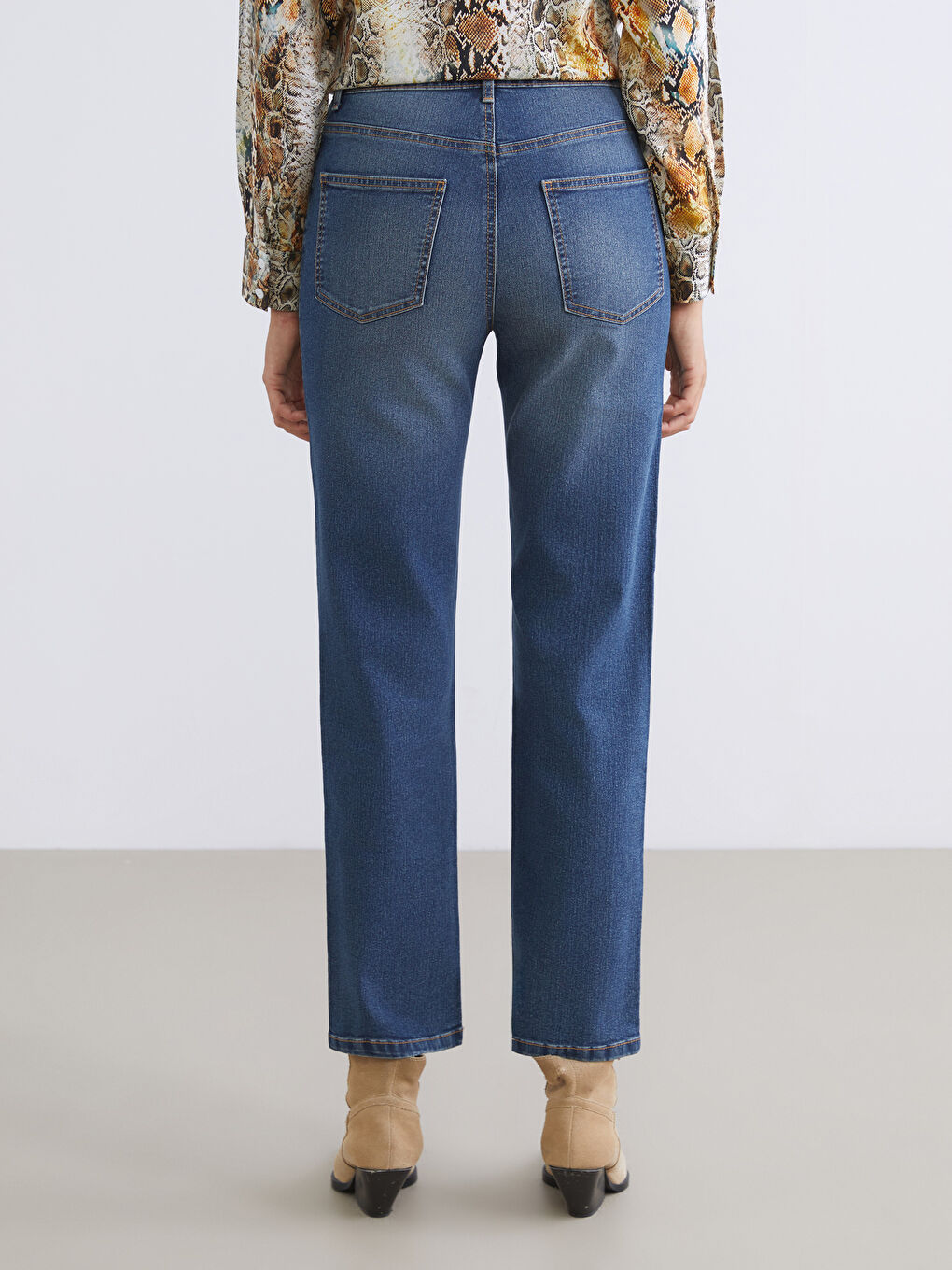 Женские джинсы Mom Fit-3