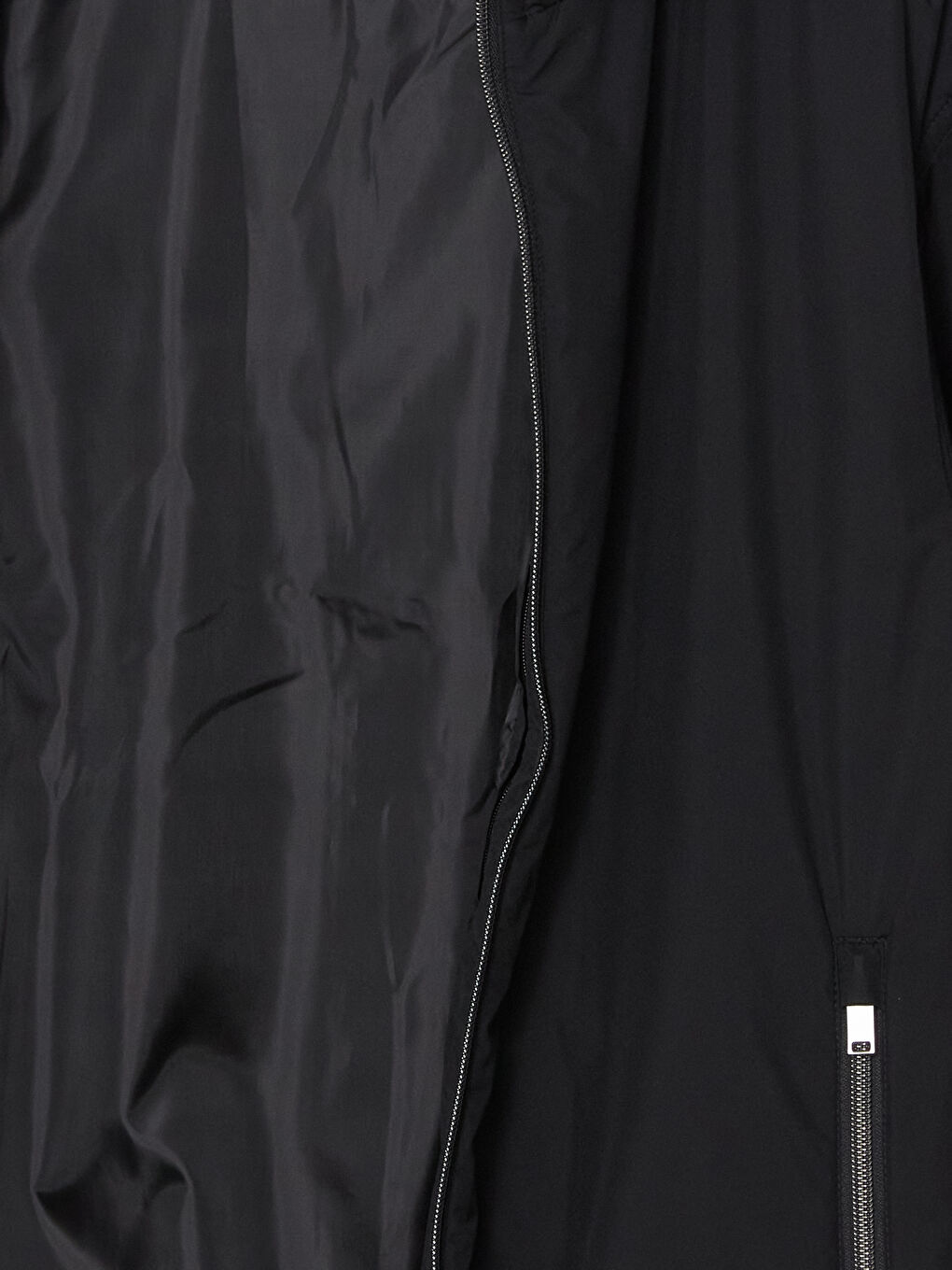 Siyah Standart Kalıp Kapüşonlu Erkek Mont-8