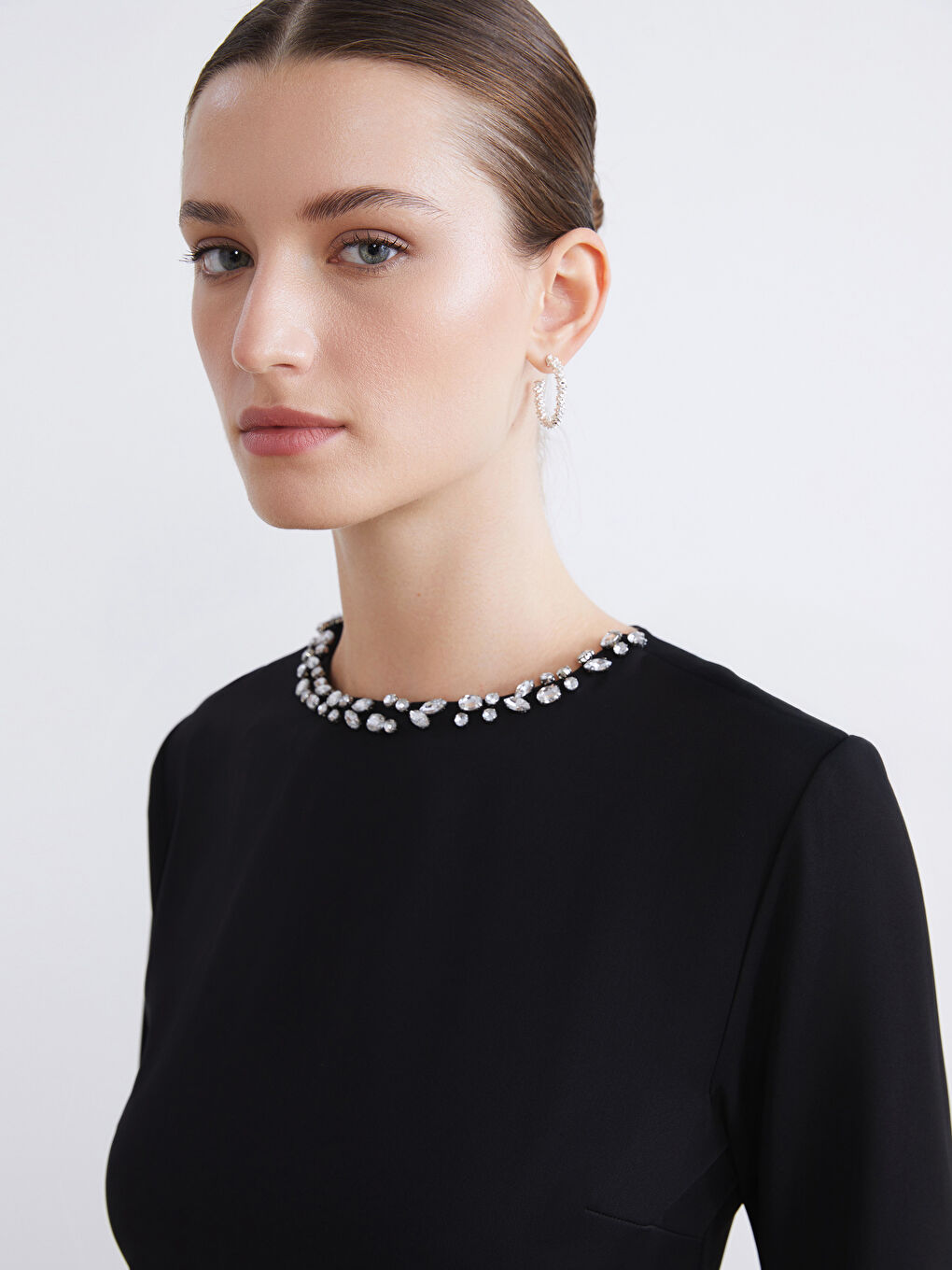 Siyah Taşlı Büzgülü Kadın Tunik-8