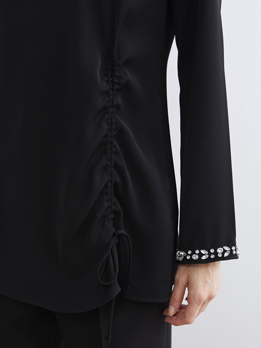 Siyah Taşlı Büzgülü Kadın Tunik-5