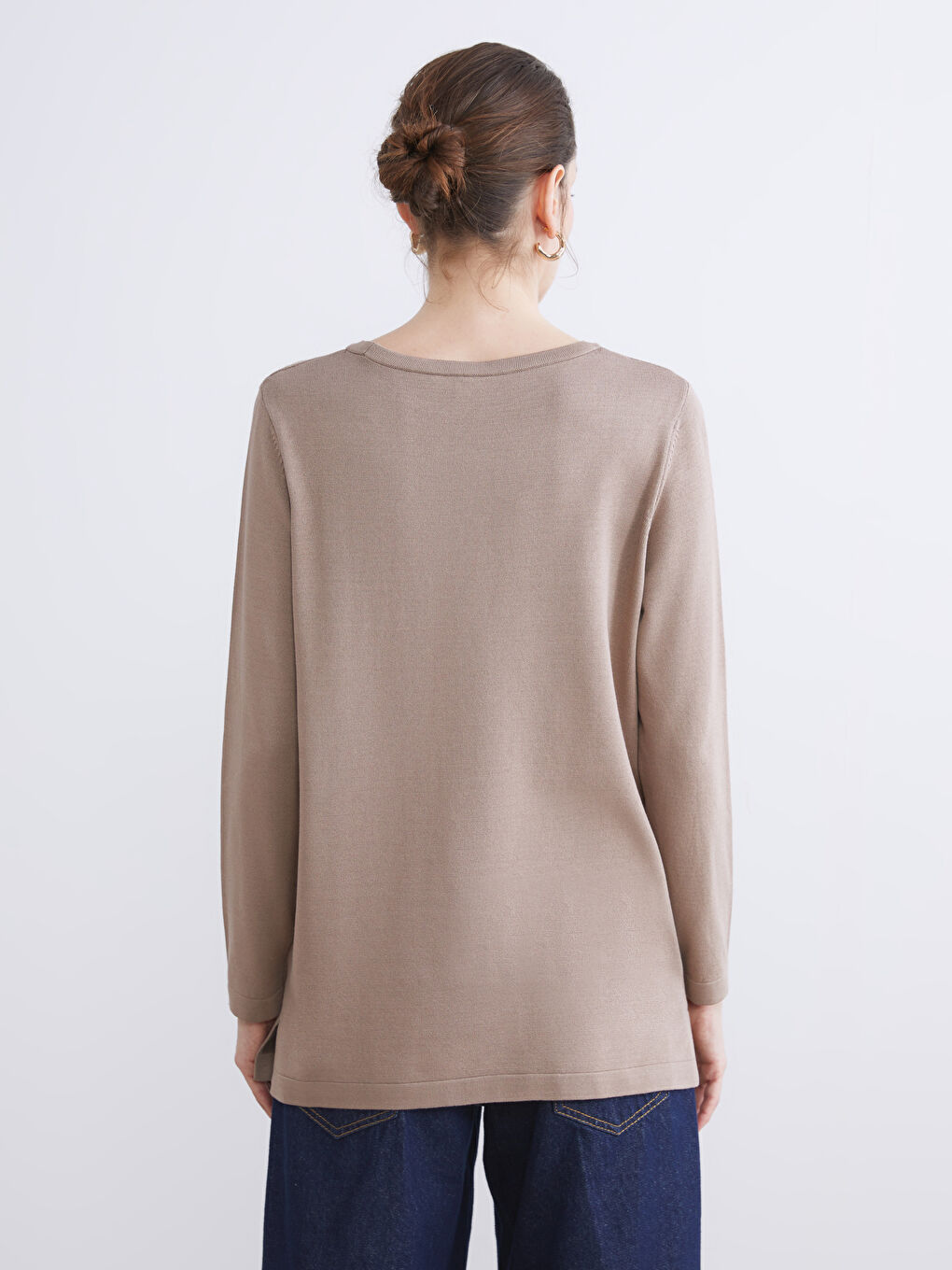 Crew Neck Rhinestone Embellished Women's Knit Sweater-3