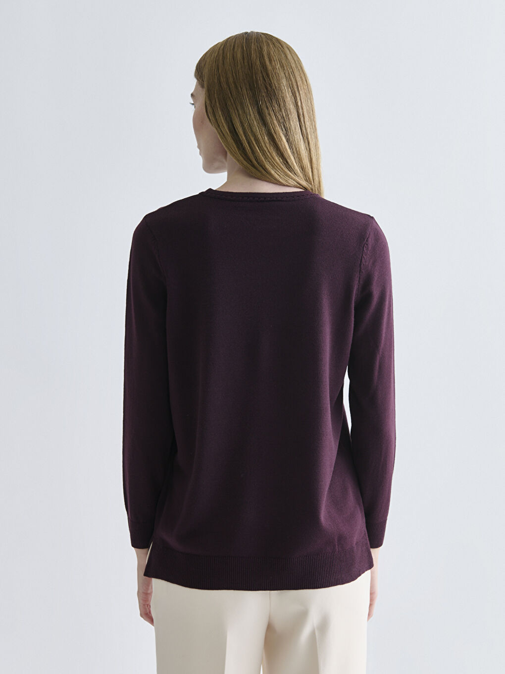Crew Neck Women's Knitwear Sweater-3