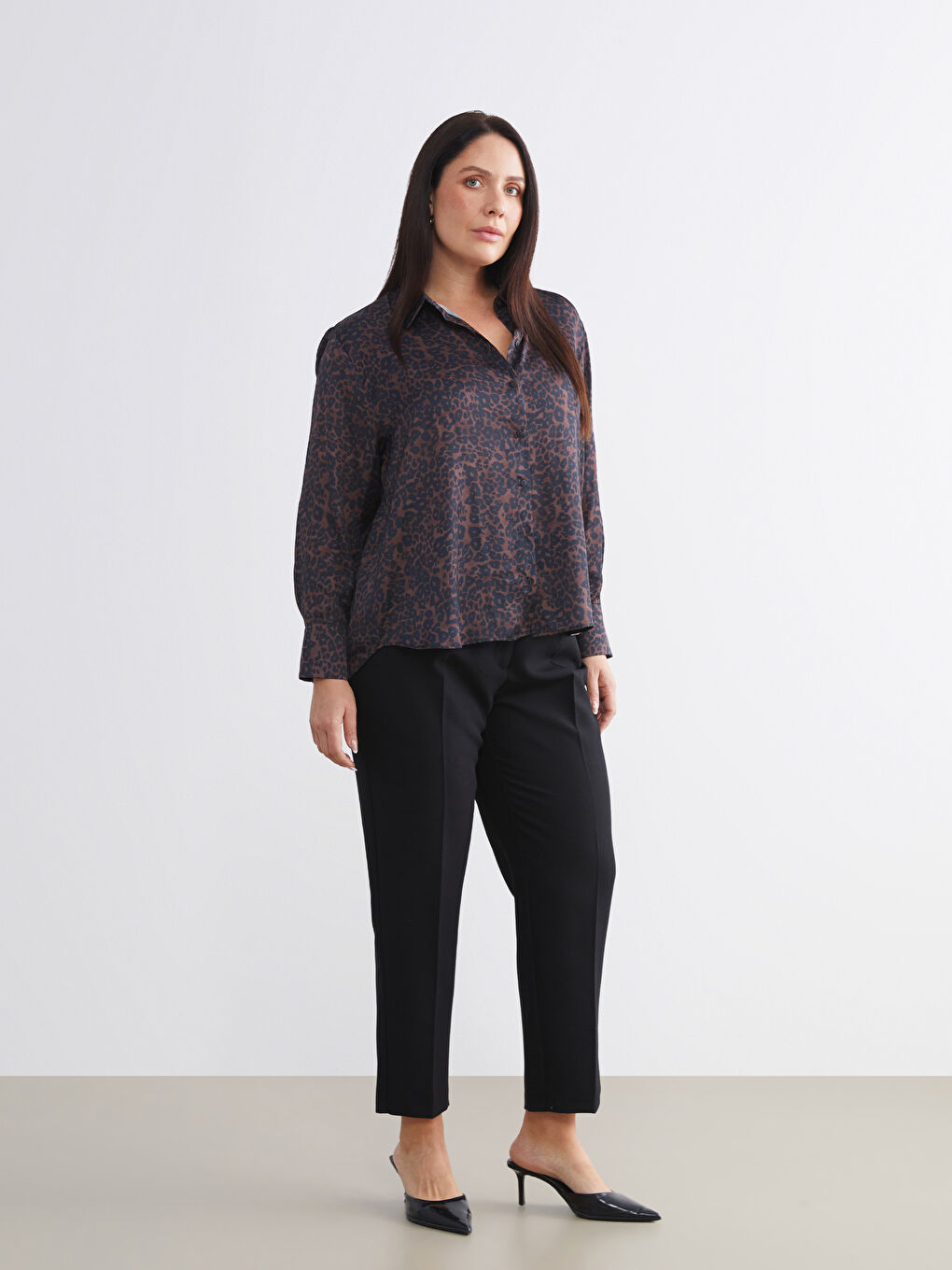 Siyah Büyük Beden Standart Fit Kadın Cigarette Pantolon-1