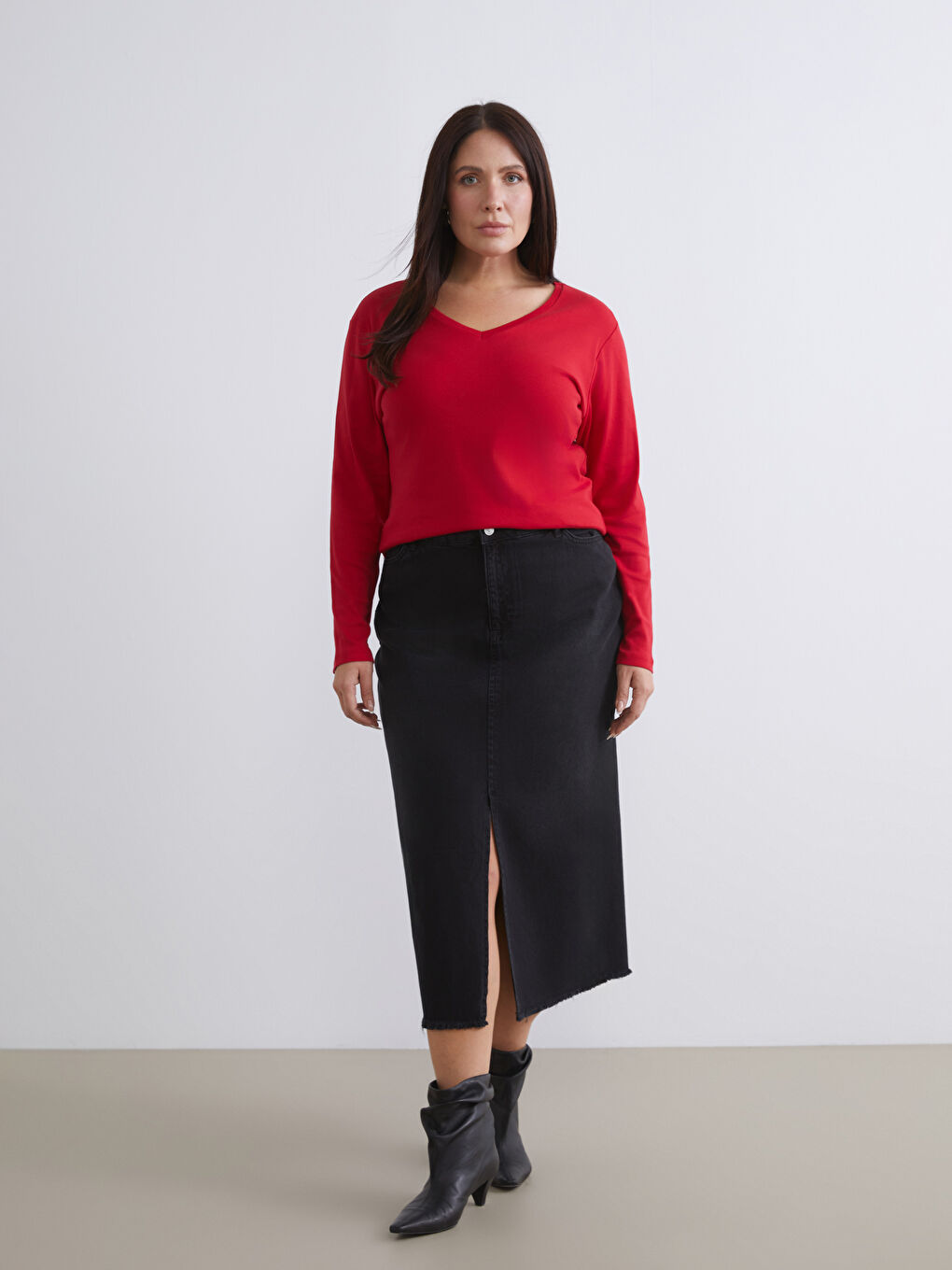 Standard Fit Slit Detail Denim Skirt-1