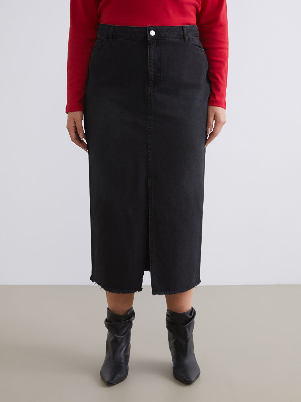 Standard Fit Slit Detail Denim Skirt-5