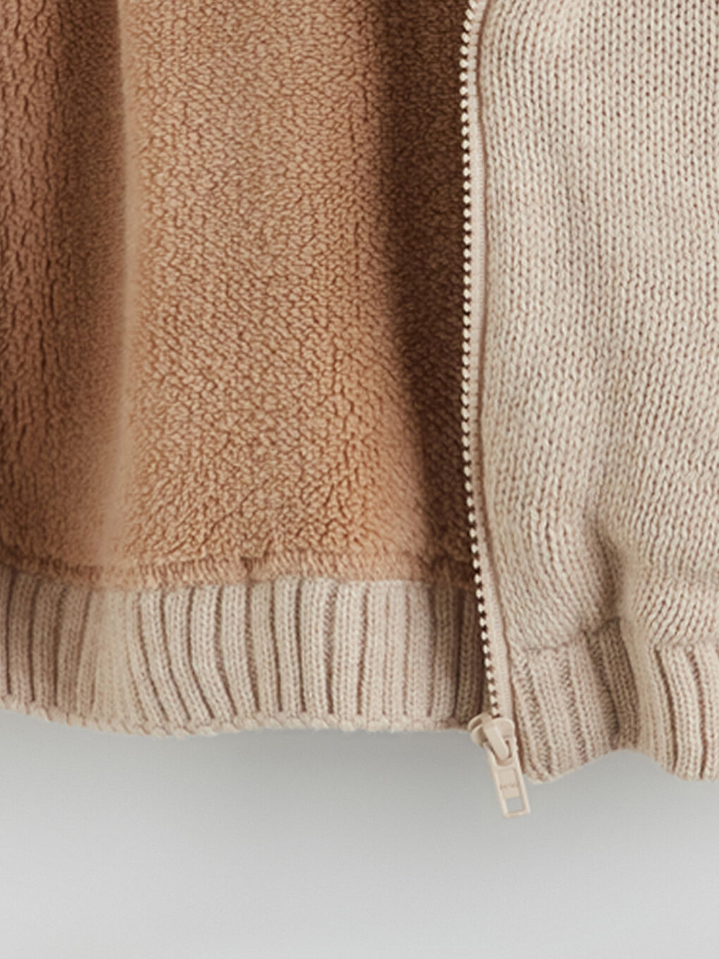 Bej Kapüşonlu Basic Uzun Kollu Erkek Çocuk Hırka-1