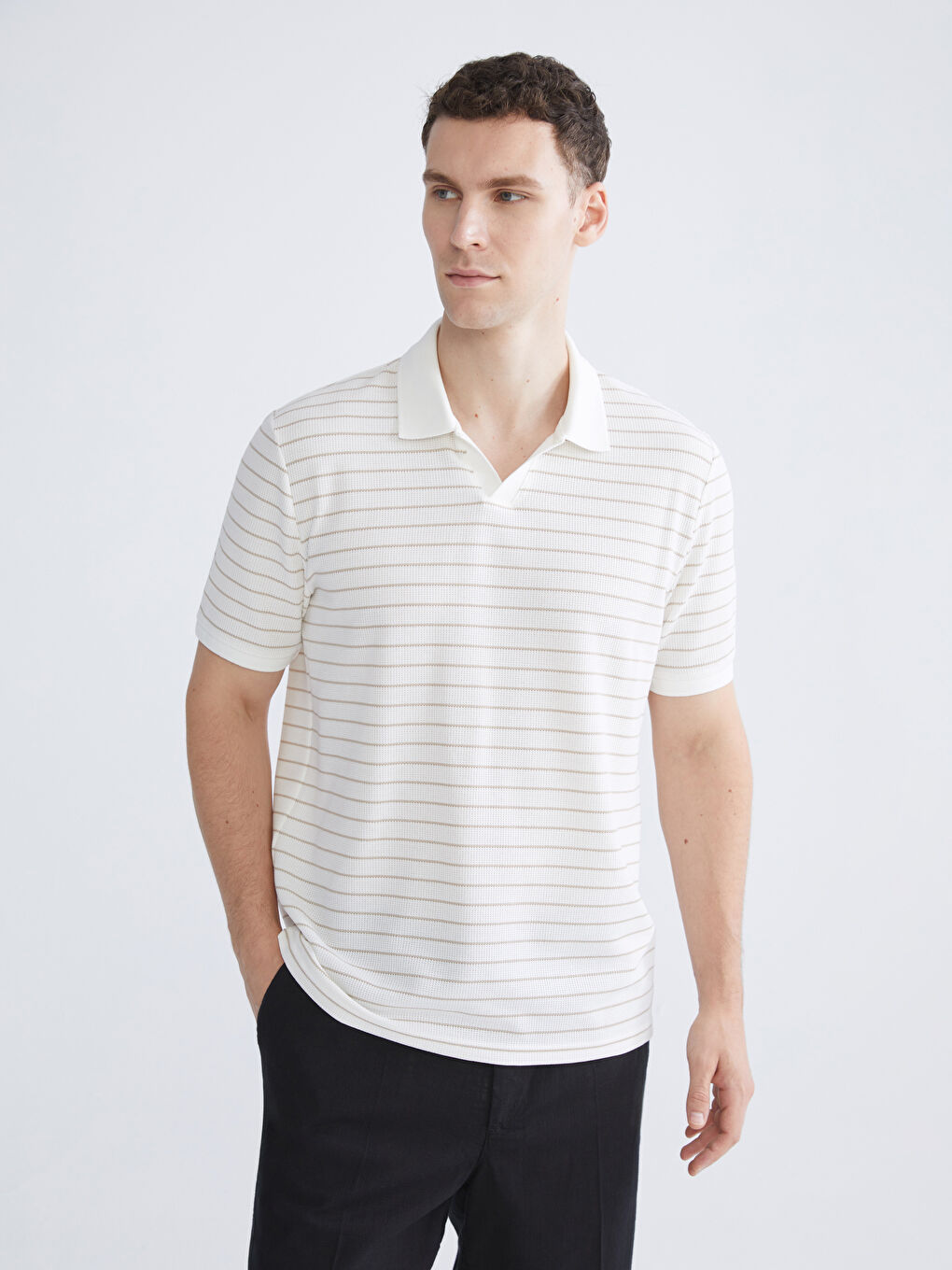 Bej Polo Yaka Çizgili Erkek Tişört