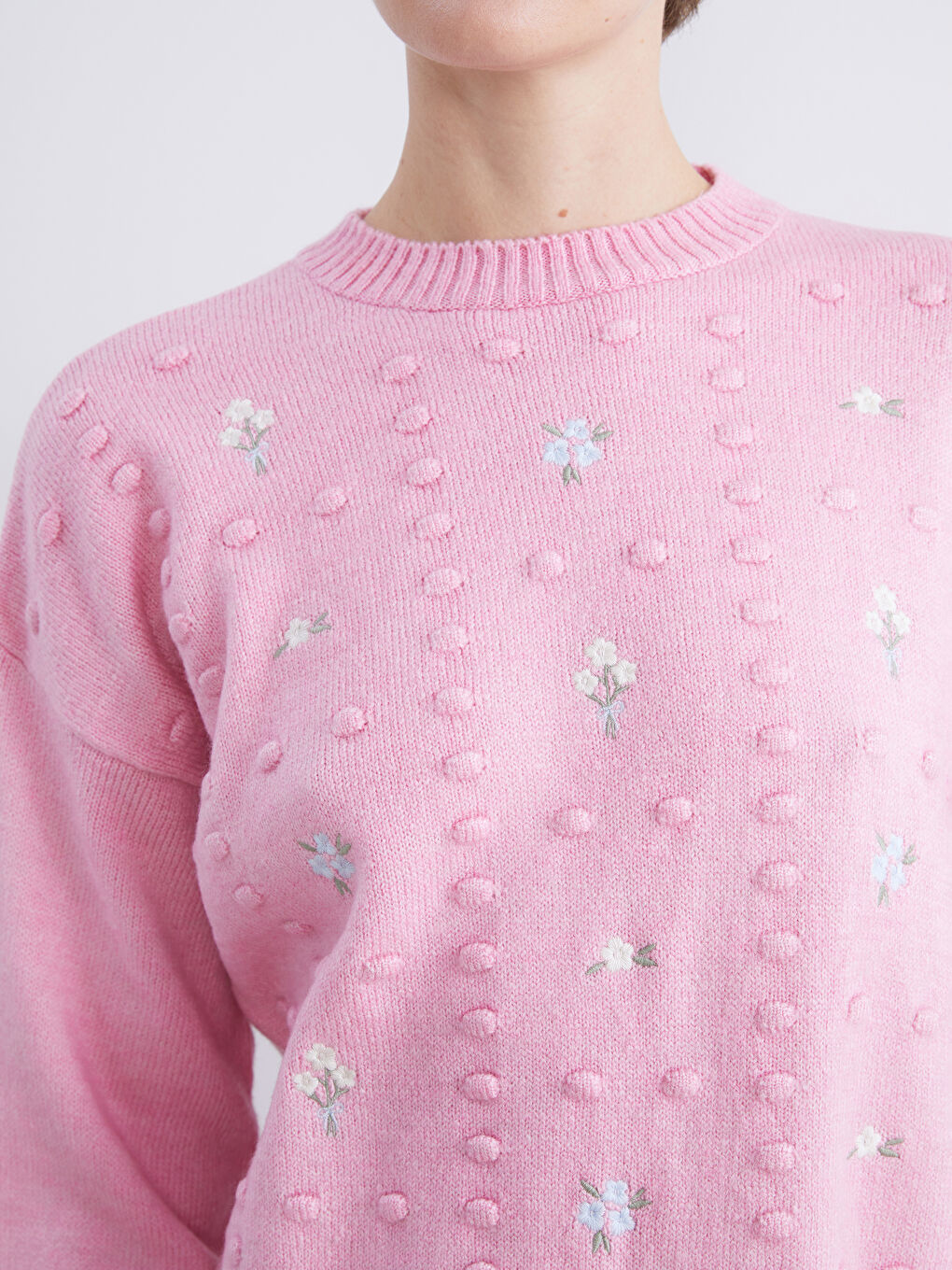 Pembe Bisiklet Yaka Çiçek Nakışlı Kadın Triko Tunik-2